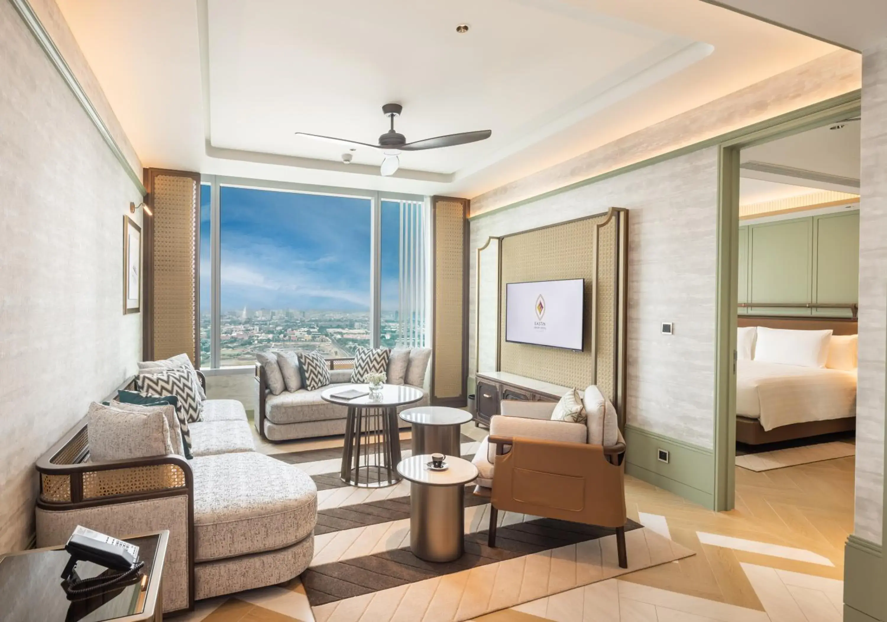 Two Bedroom Suite with Lounge Access in Eastin Grand Hotel Phayathai Two Bedroom Suite with Lounge Access in Eastin Grand Hotel Phayathai