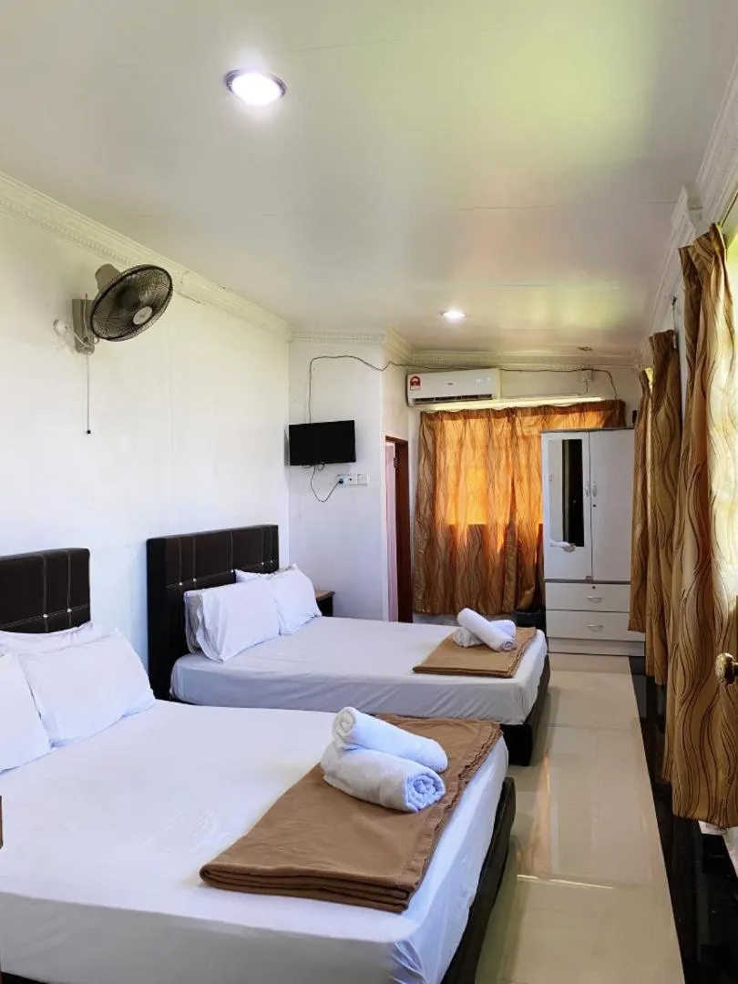 Bed in Raihan Beach Resort