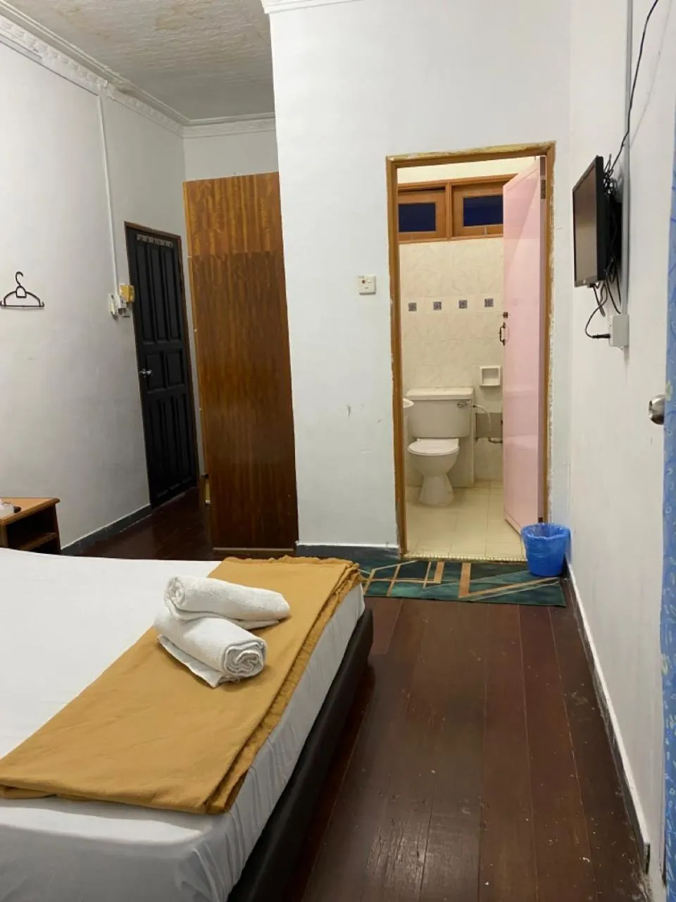 Bed in Raihan Beach Resort