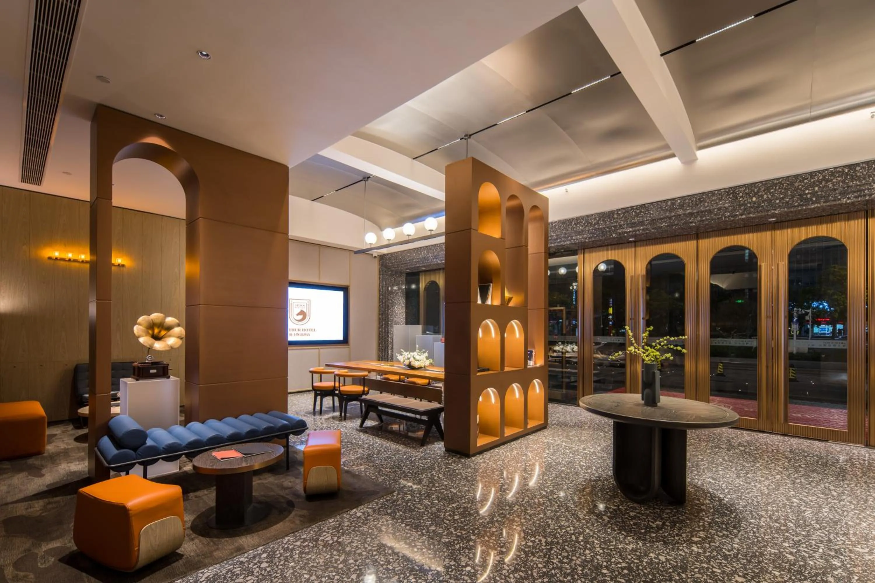 Seating area in Arthur Hotel Luogang Xiangang Metro Guangzhou-Free Breakfast and Free Afternoon Tea