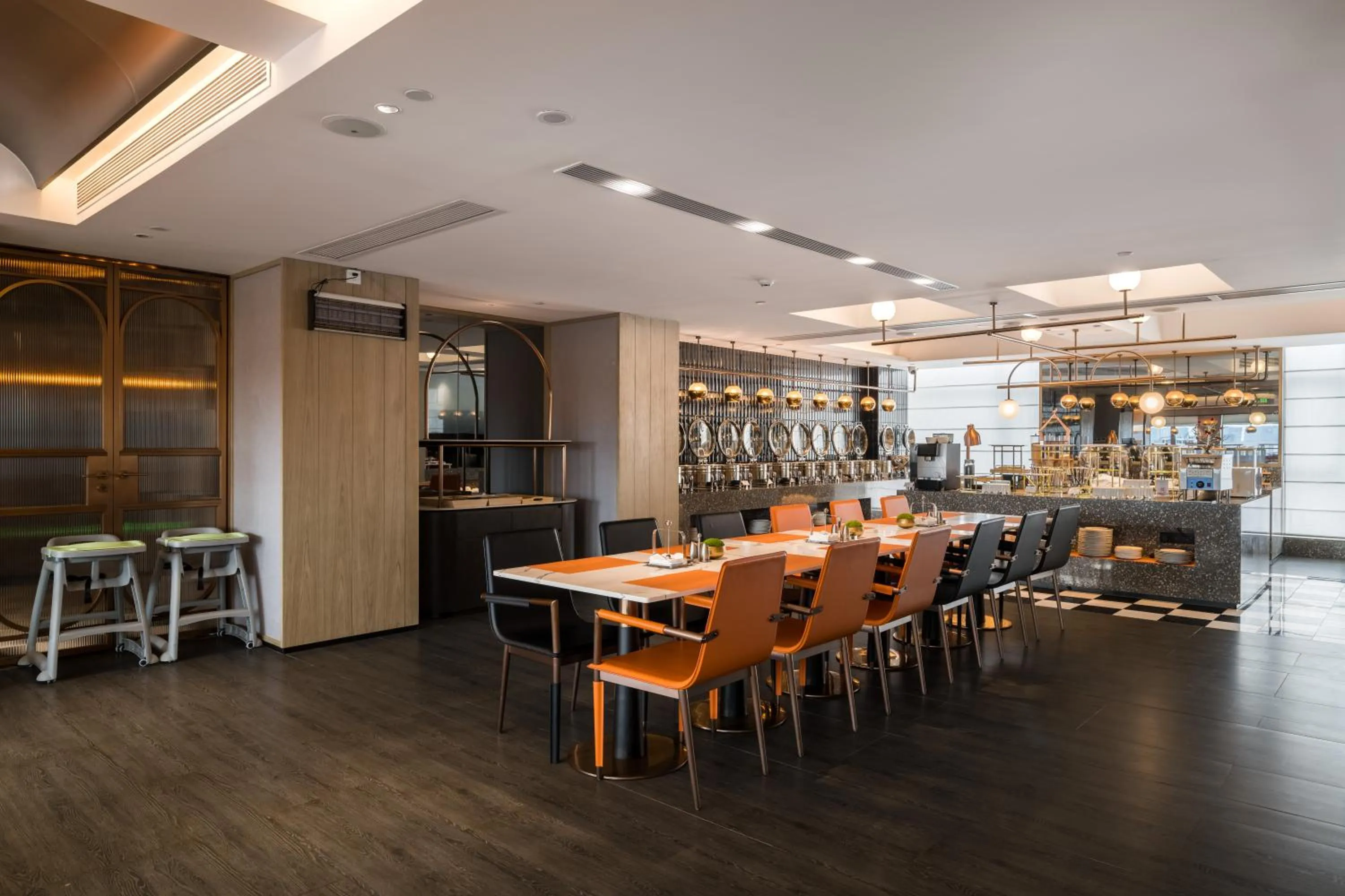 Restaurant/places to eat in Arthur Hotel Luogang Xiangang Metro Guangzhou-Free Breakfast and Free Afternoon Tea