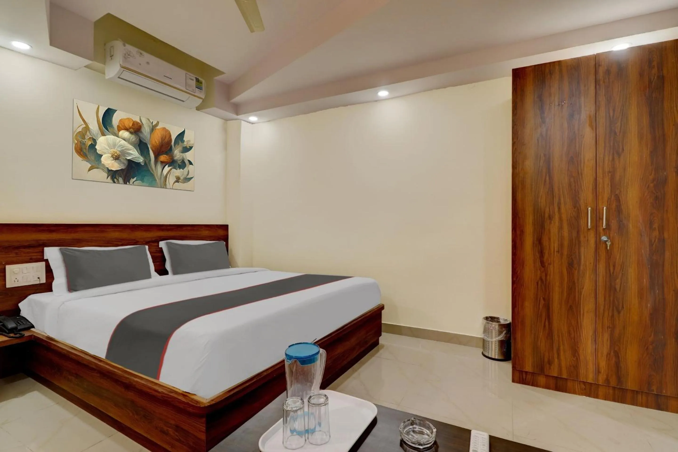 Bedroom, Bed in Collection O Hemadri Residency