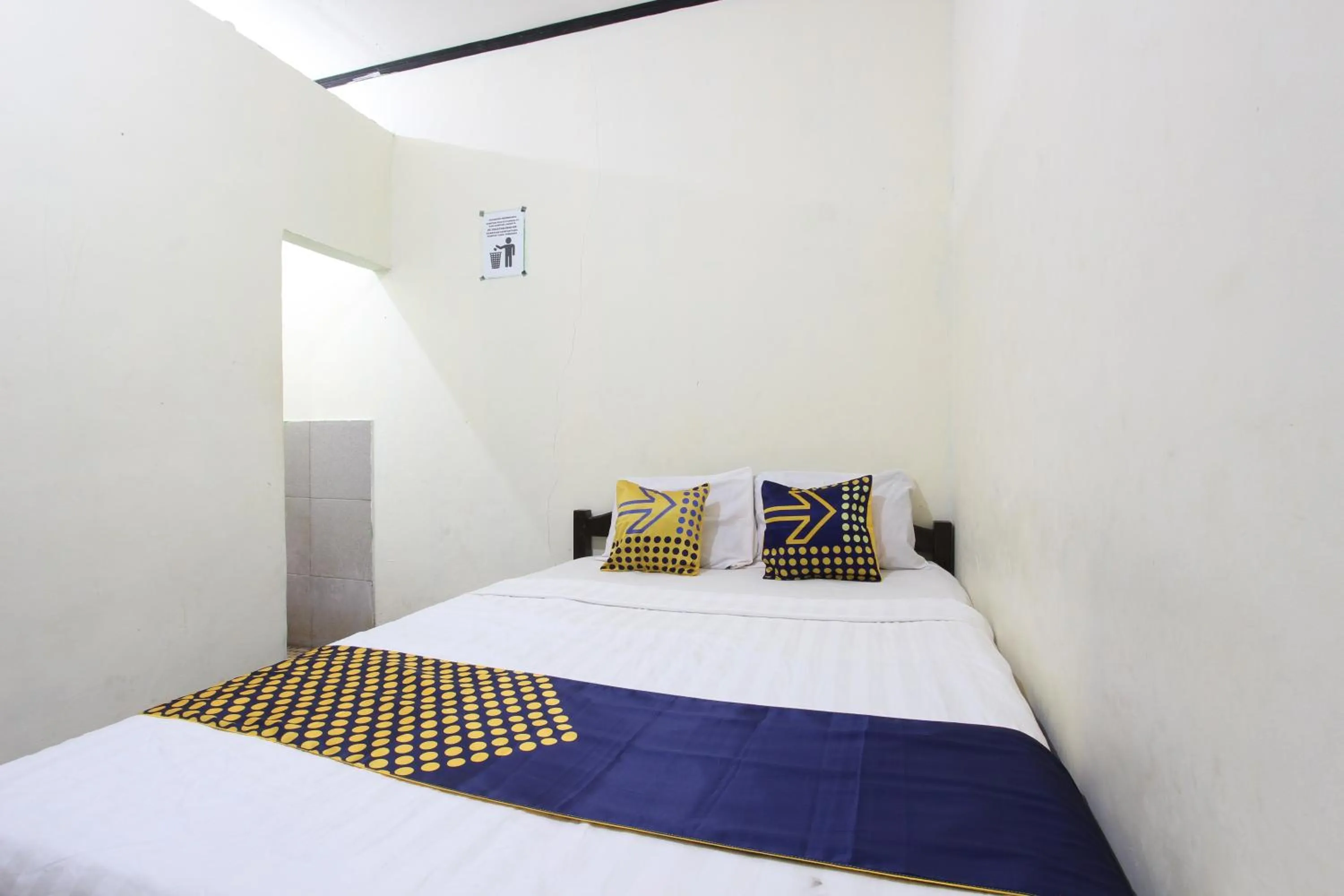 Bedroom, Bed in Hotel O Penginapan Tanjung Alang Syariah