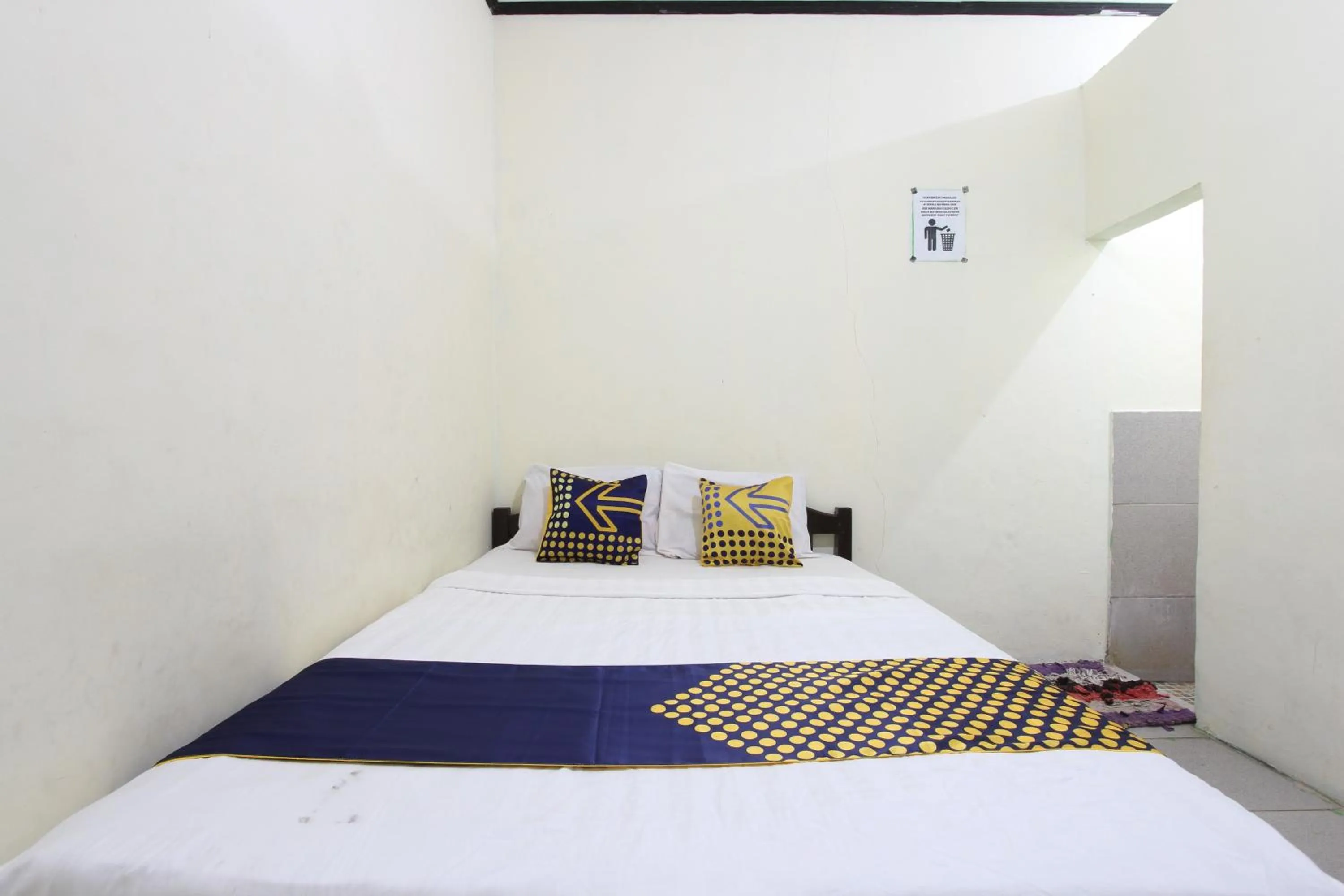 Bedroom, Bed in Hotel O Penginapan Tanjung Alang Syariah