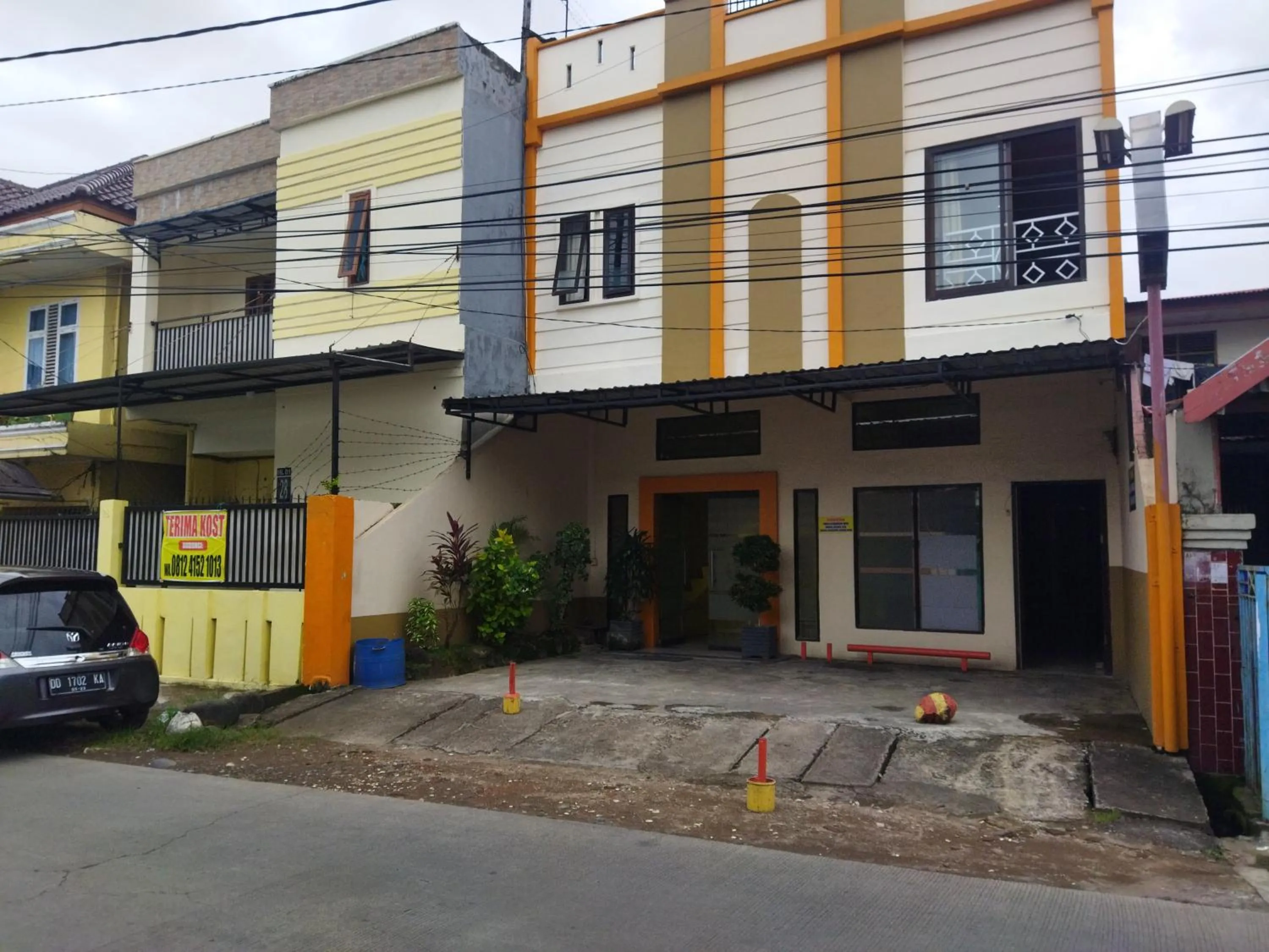 Facade/entrance in Hotel O Penginapan Tanjung Alang Syariah