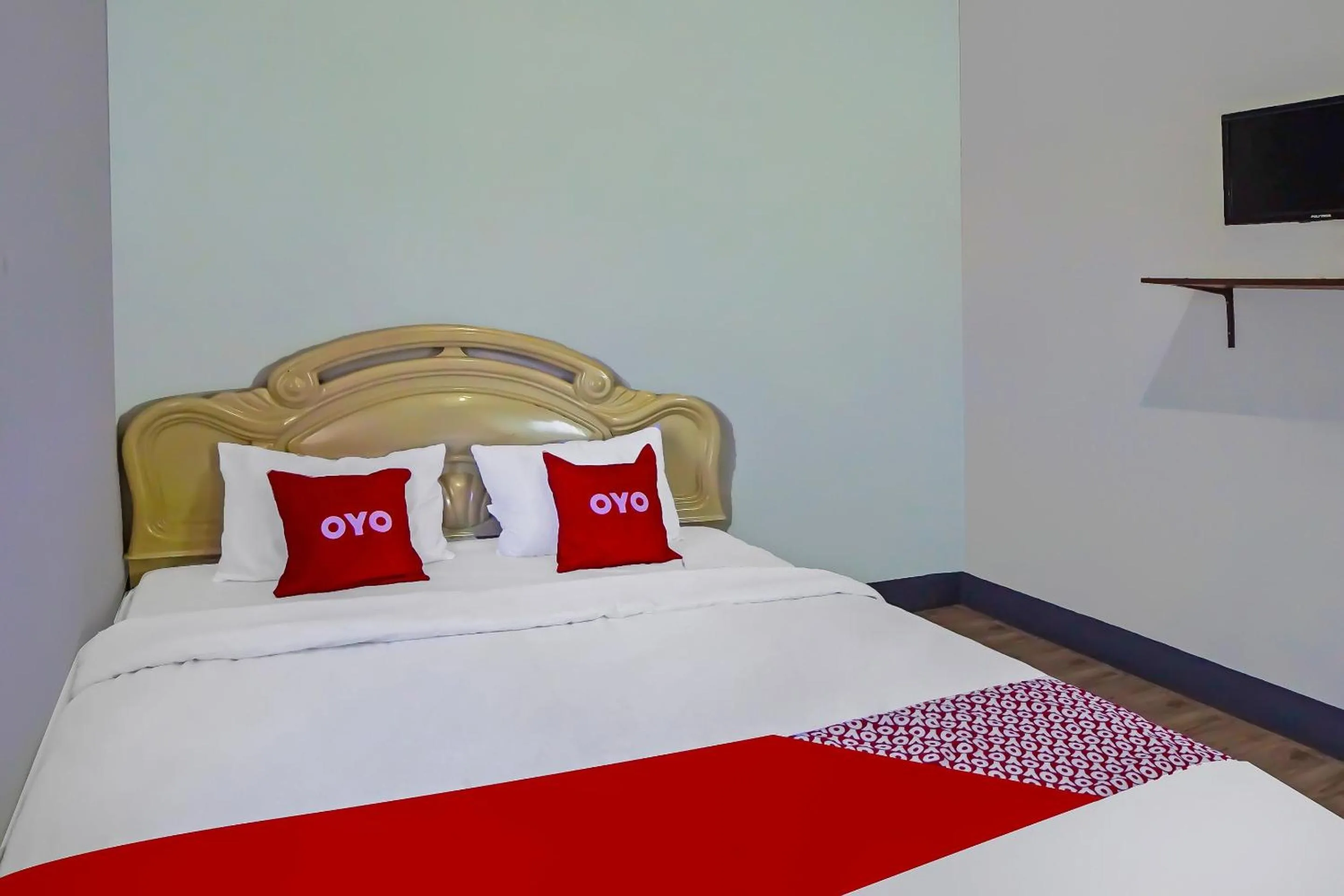 Bedroom, Bed in Hotel O Guesthouse Rantang