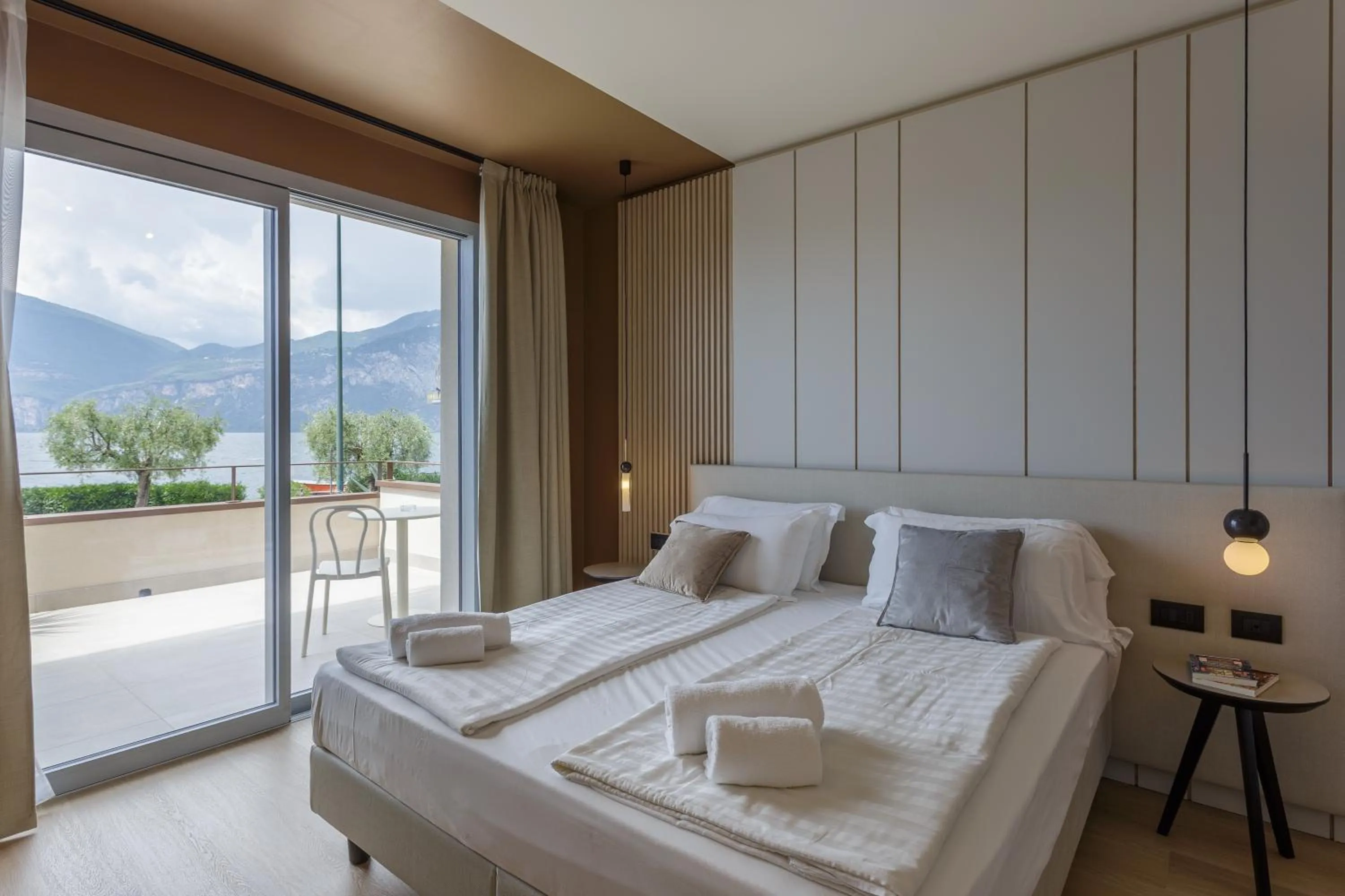 Bed in Hotel Drago - Garda Lake Collection