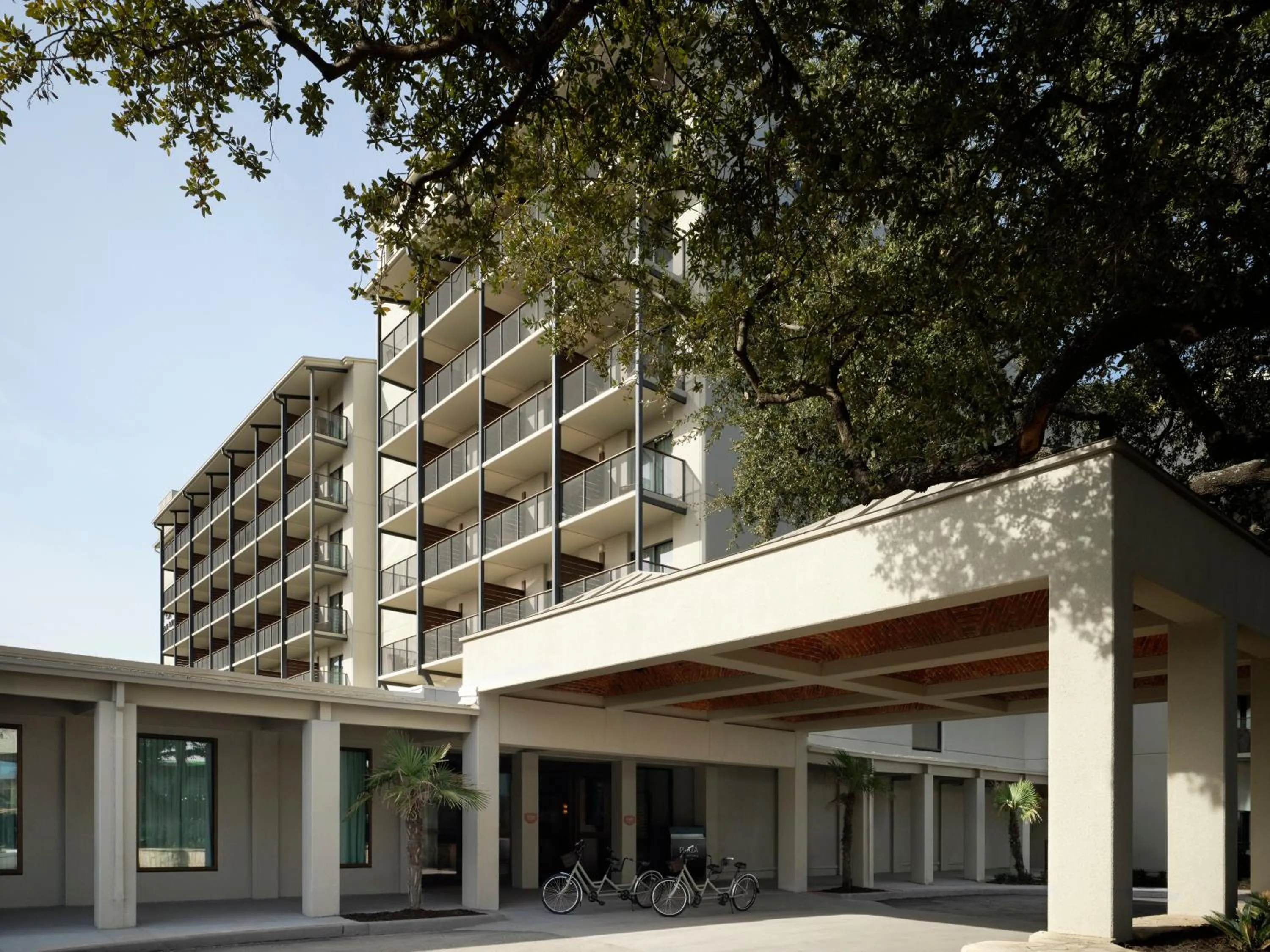 Facade/entrance in Plaza San Antonio Hotel & Spa, Autograph Collection