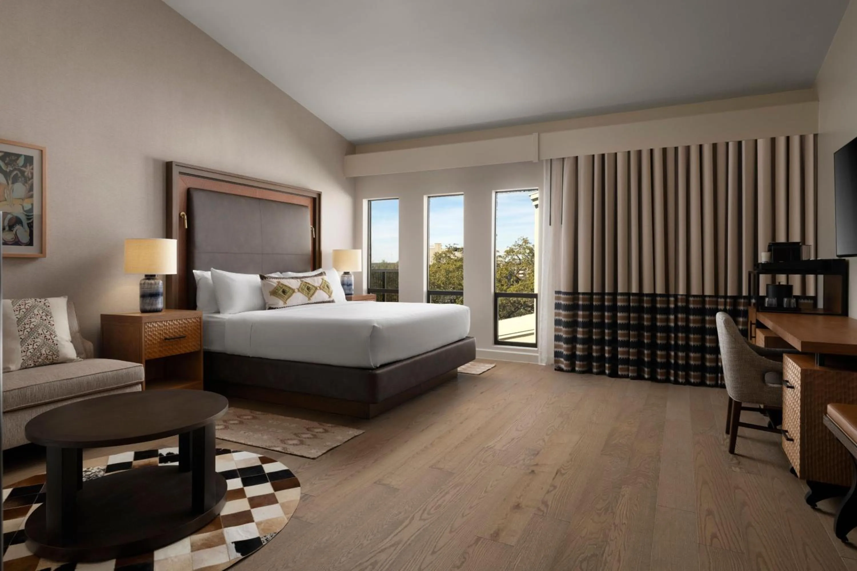 Photo of the whole room, Bed in Plaza San Antonio Hotel & Spa, Autograph Collection