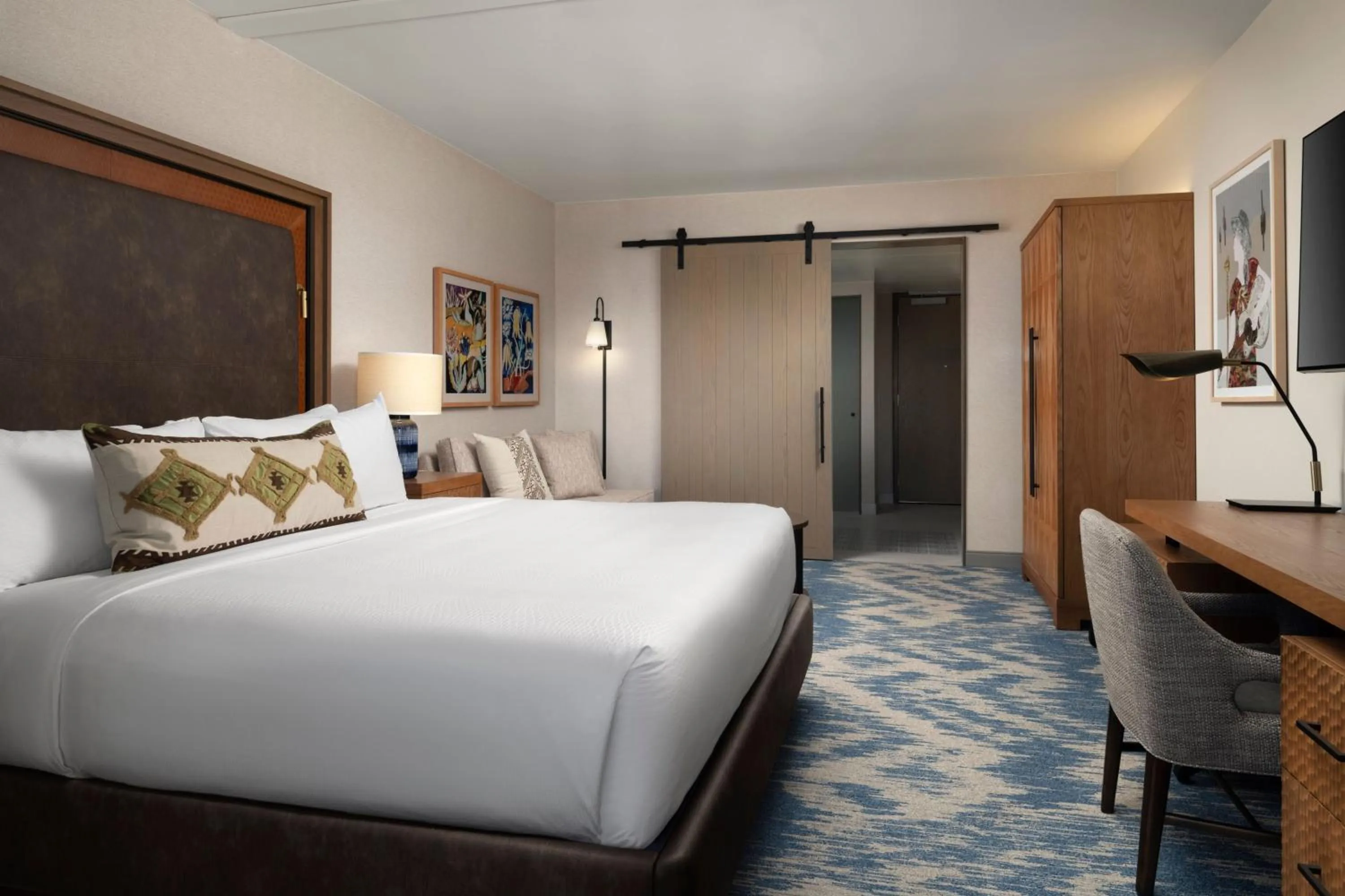 Photo of the whole room, Bed in Plaza San Antonio Hotel & Spa, Autograph Collection