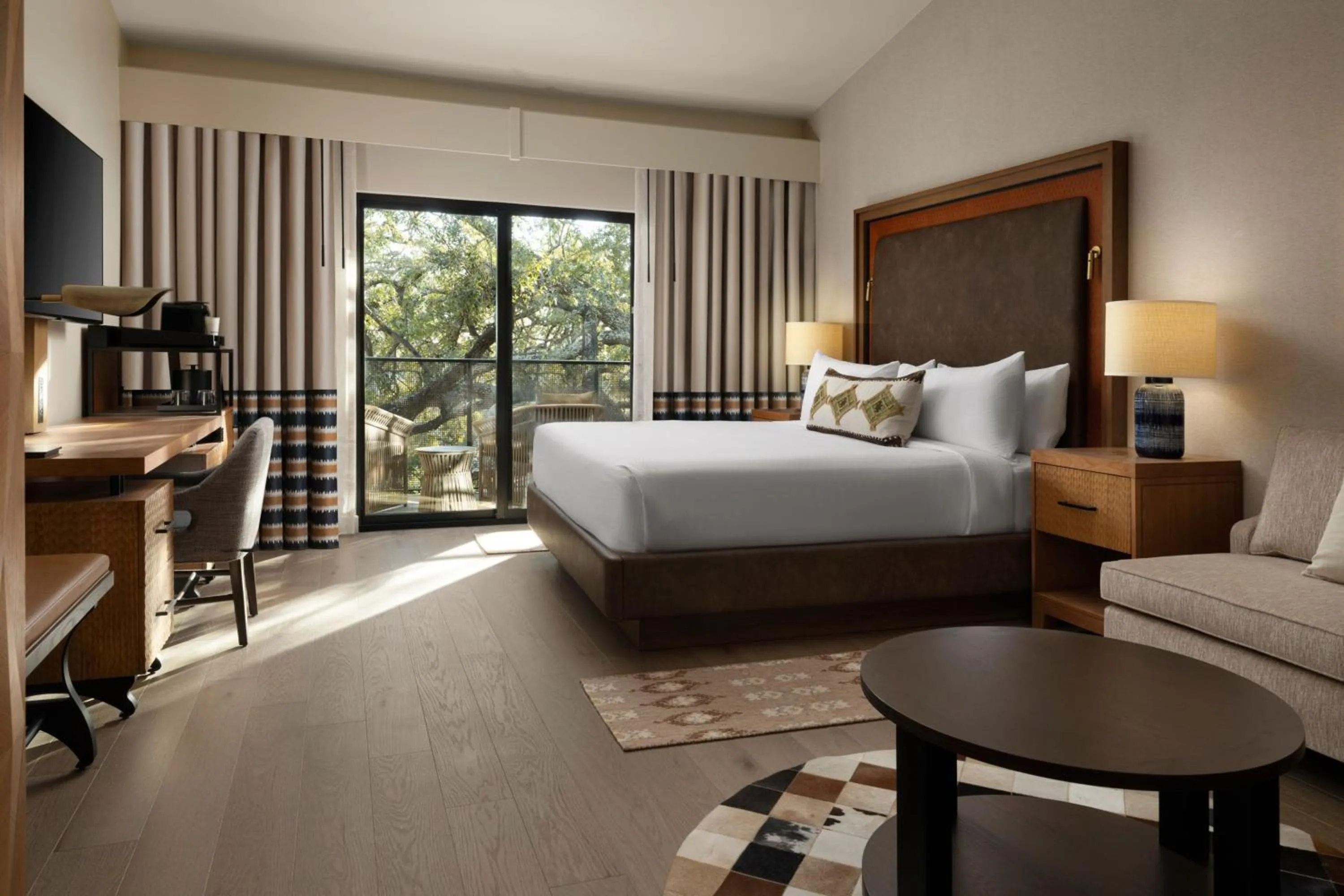 Photo of the whole room, Bed in Plaza San Antonio Hotel & Spa, Autograph Collection