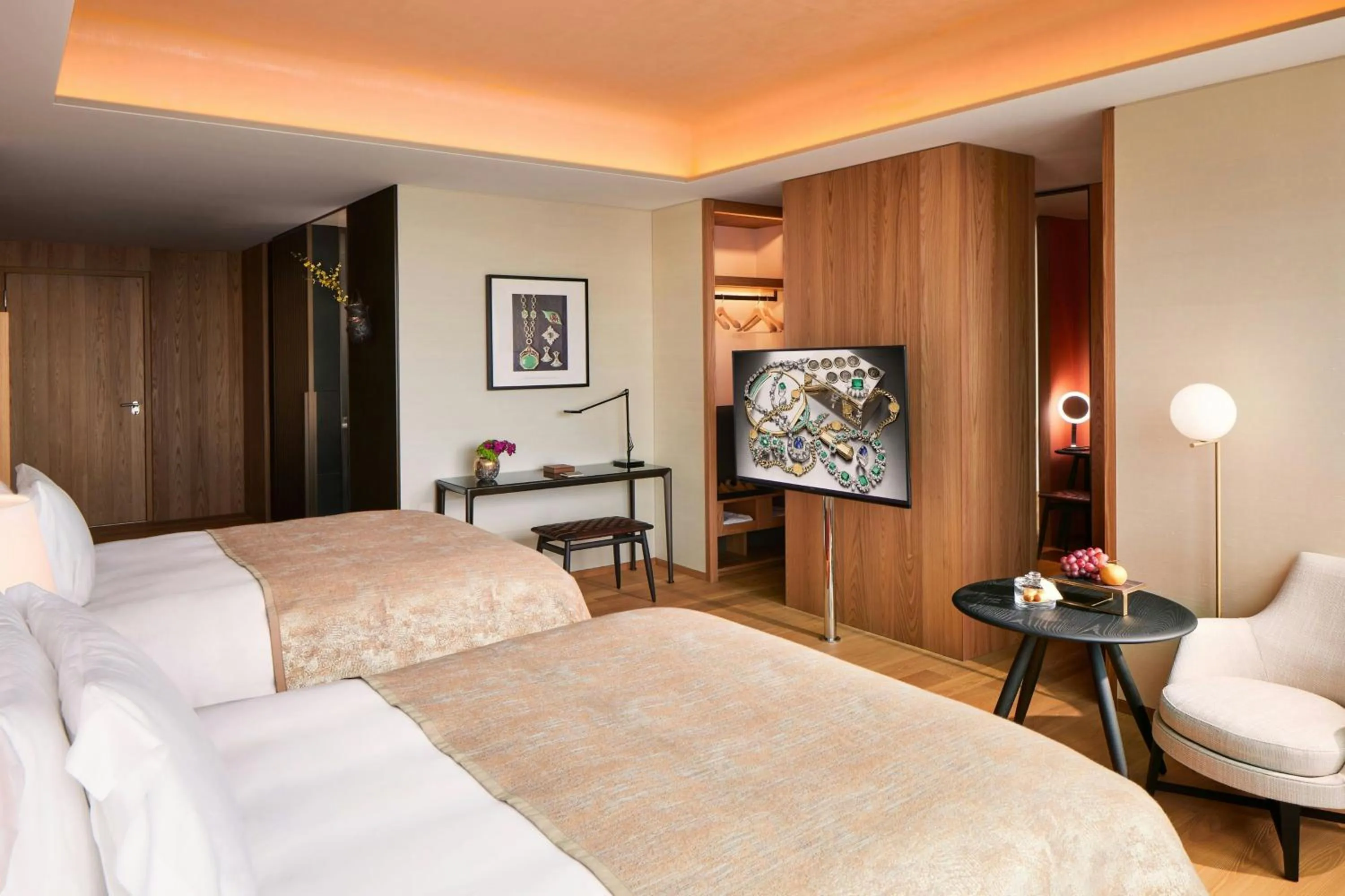 Photo of the whole room, Bed in Bvlgari Hotel Tokyo