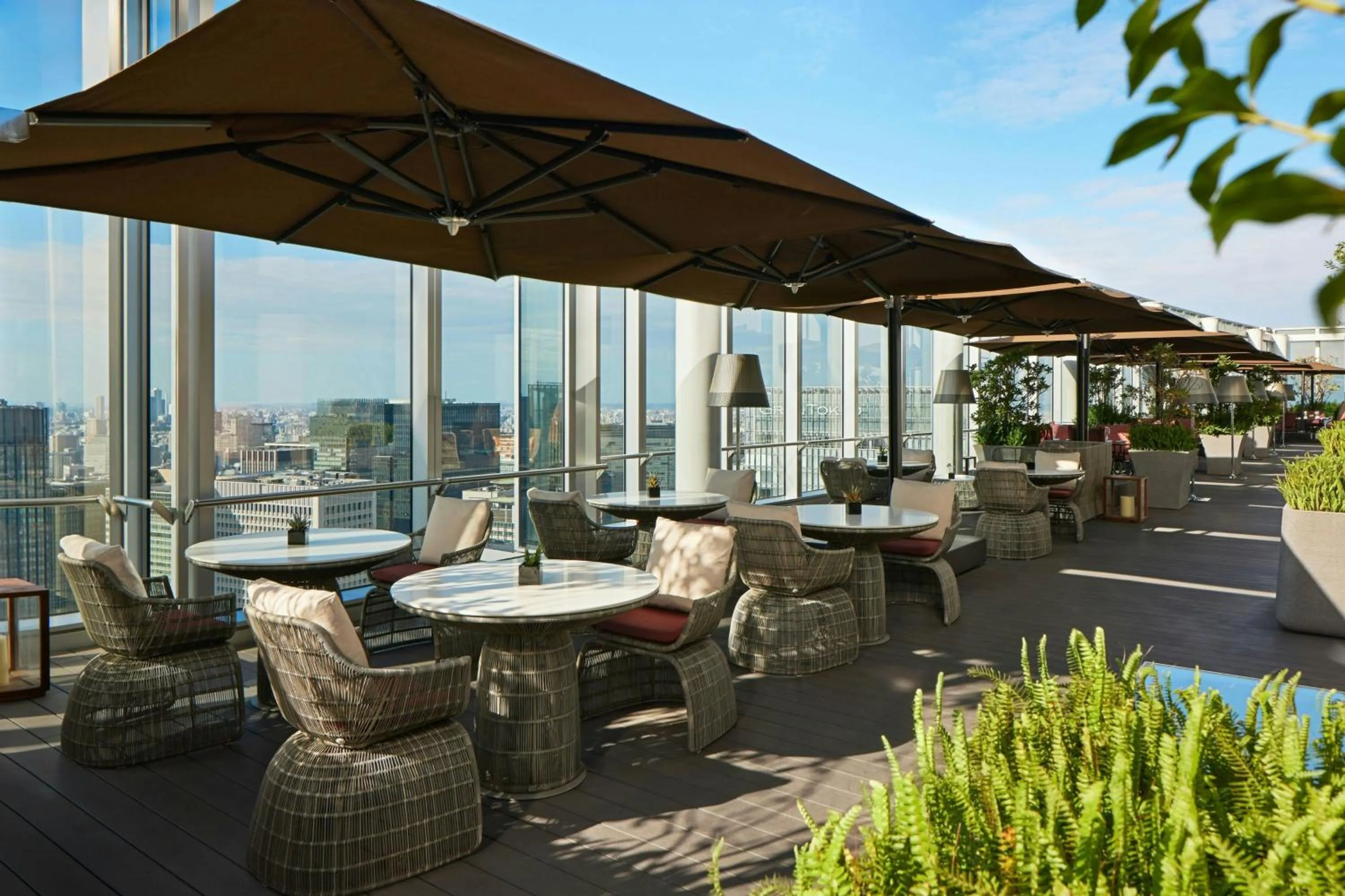 Lounge or bar in Bvlgari Hotel Tokyo