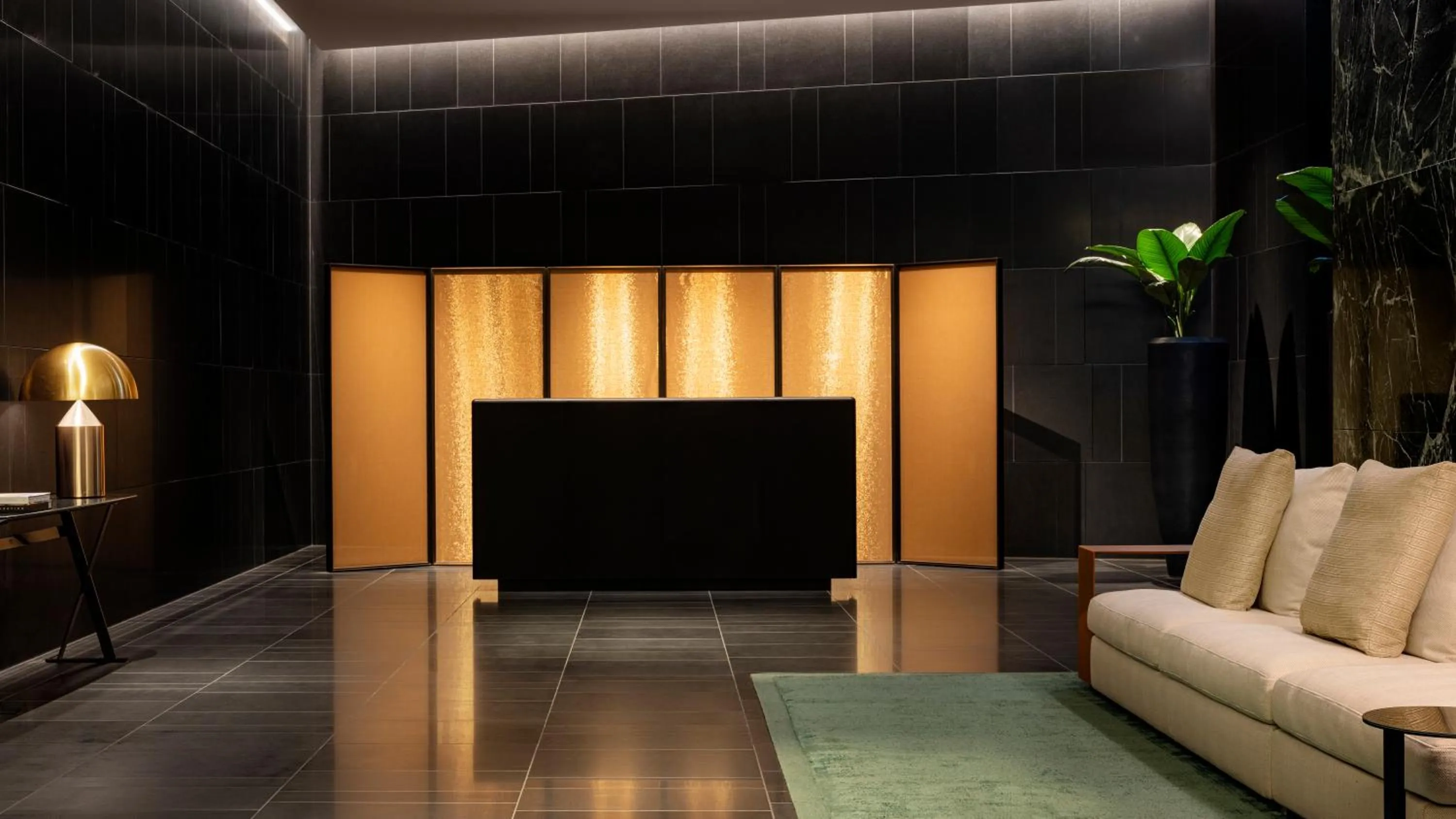 Lobby or reception in Bvlgari Hotel Tokyo