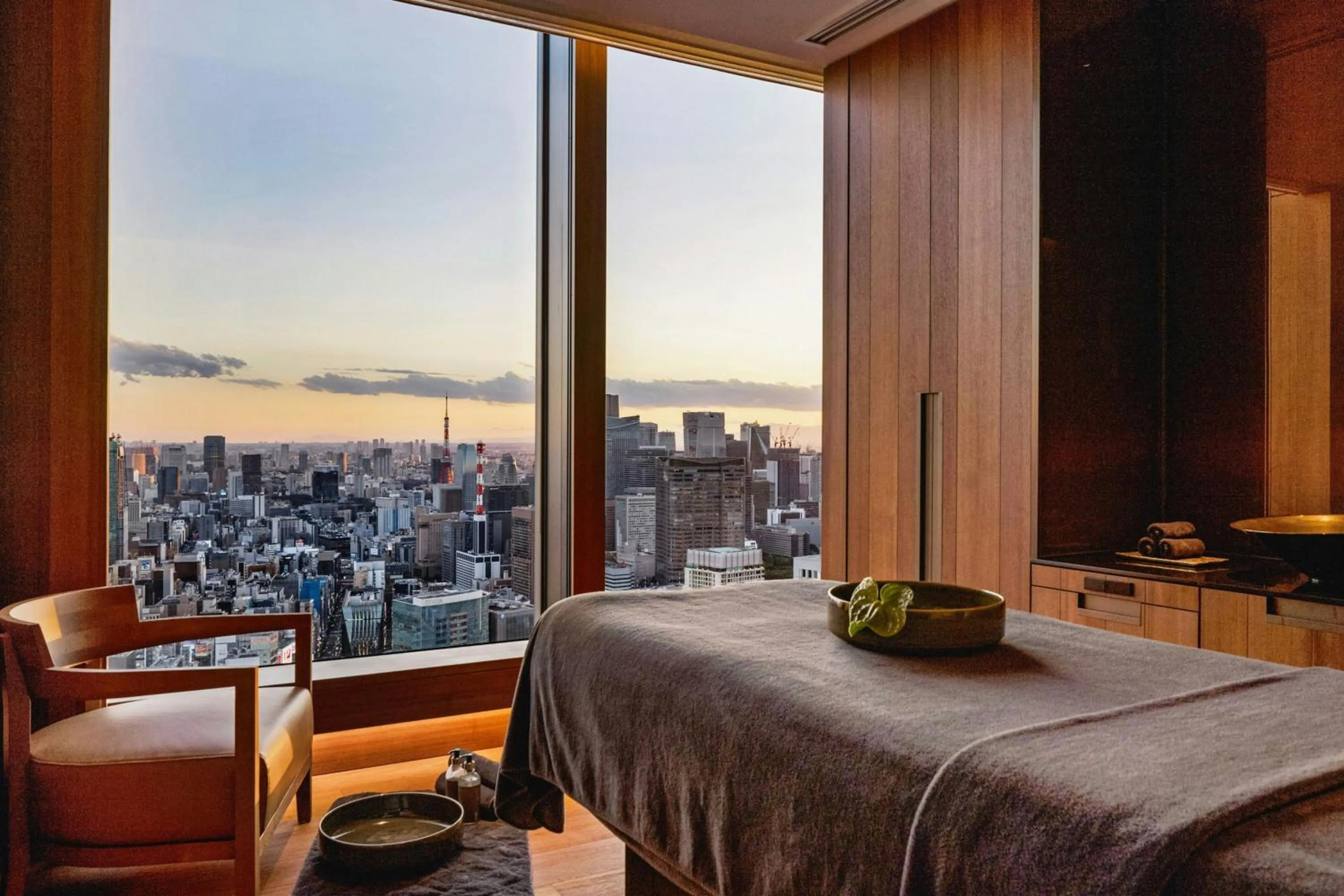 Spa and wellness centre/facilities, Bed in Bvlgari Hotel Tokyo