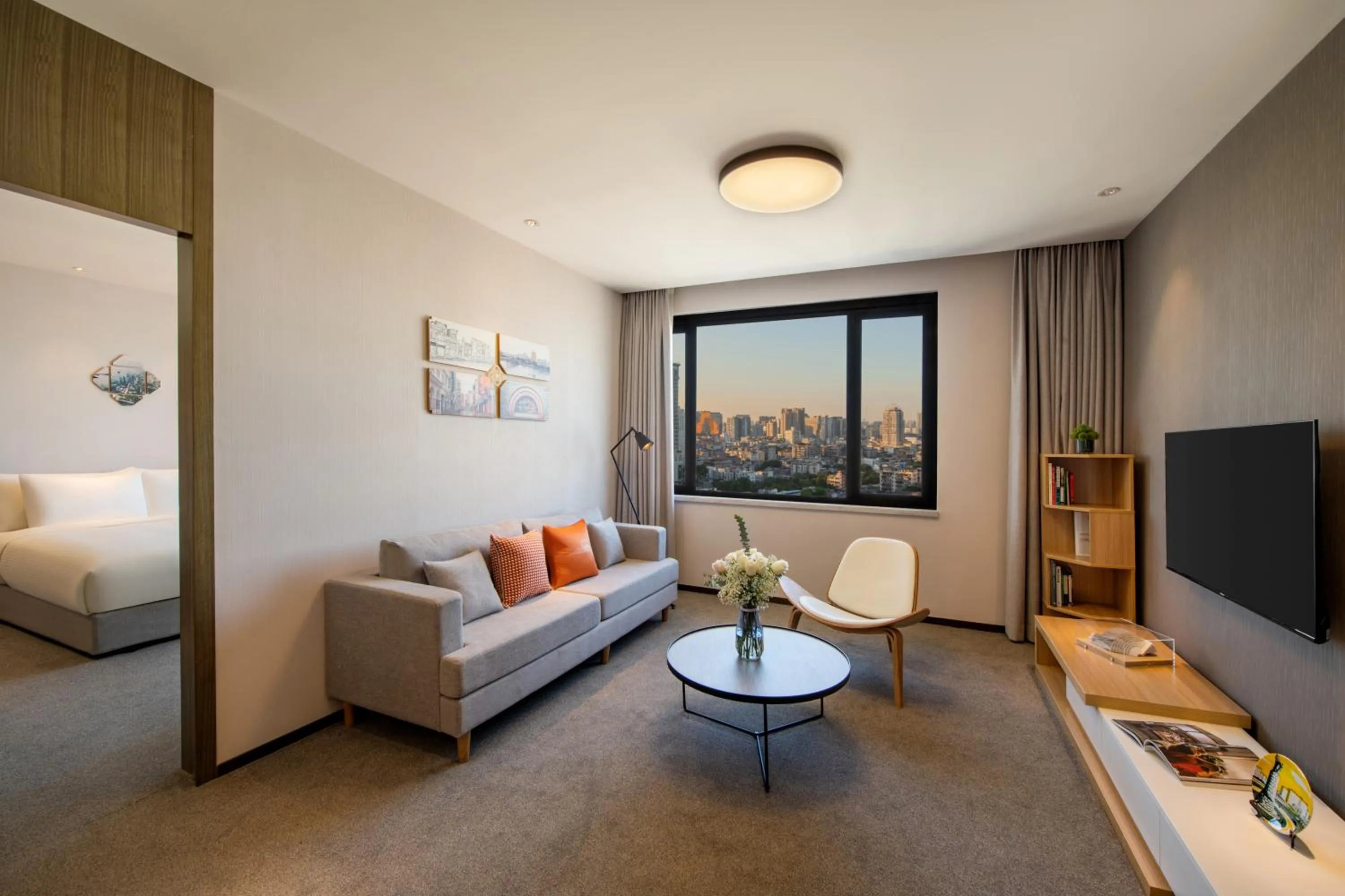 TV and multimedia, Bed in Guangzhou Hotel