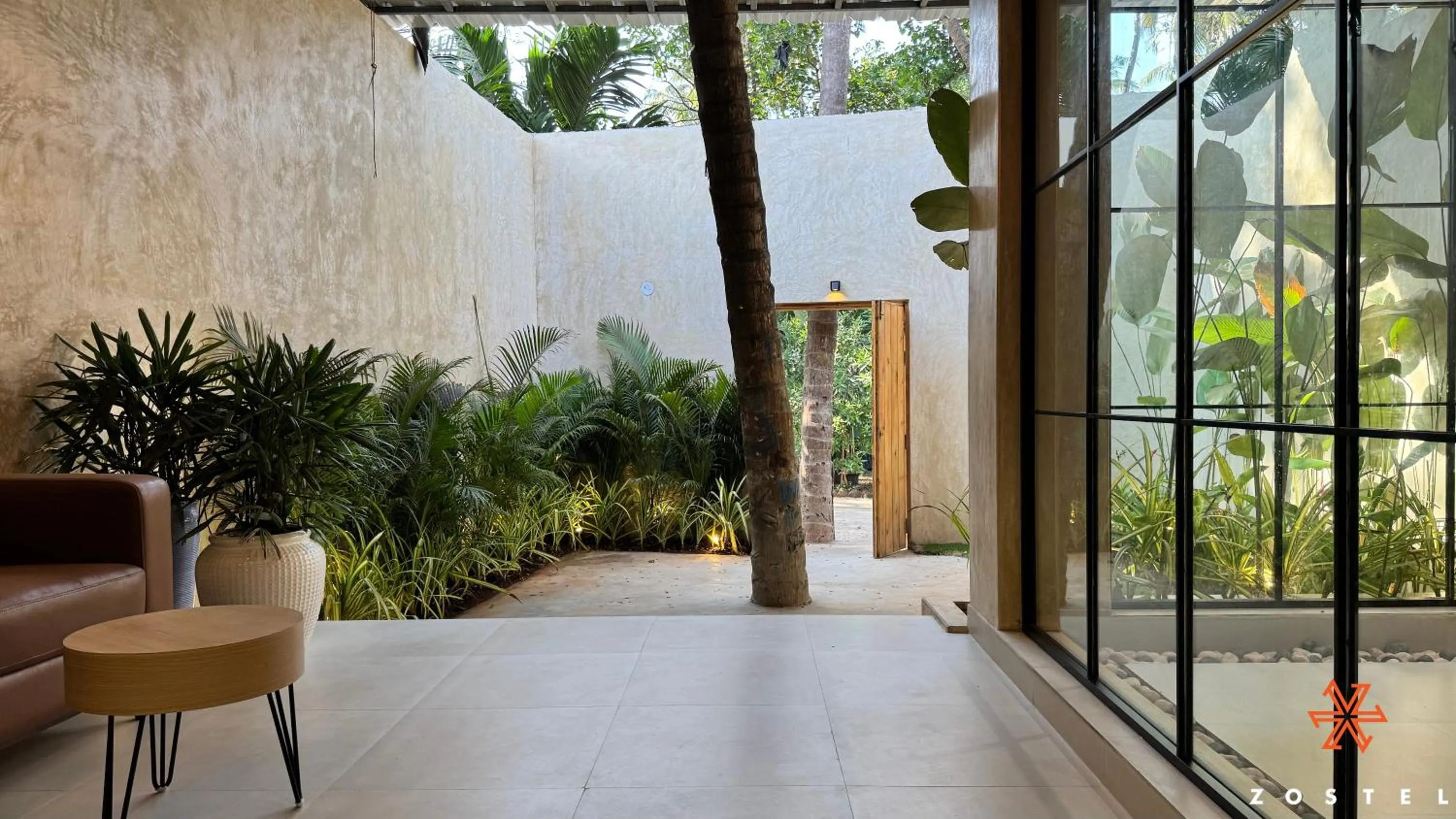 Garden view in Zostel Goa, Morjim