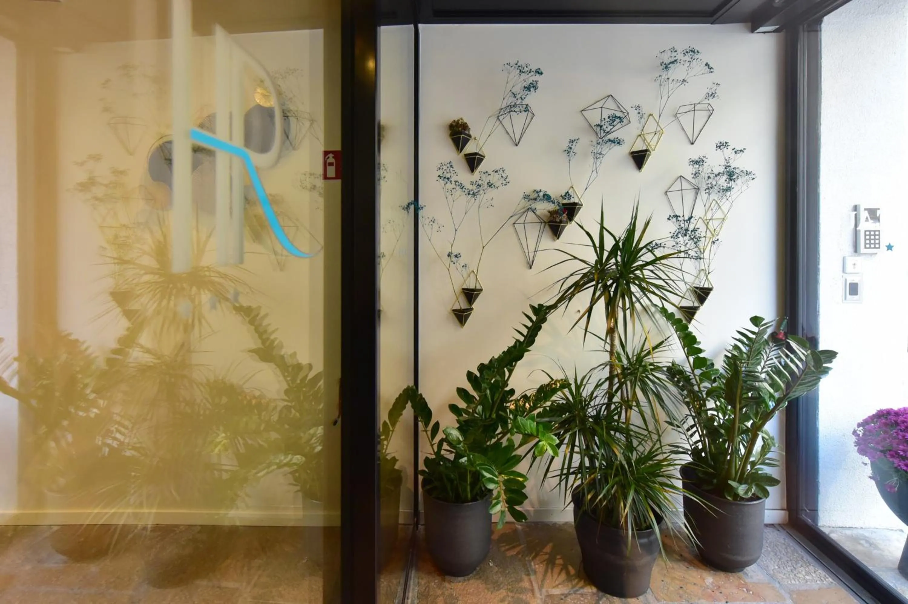 Decorative detail in Hôtel Rousseau Plus