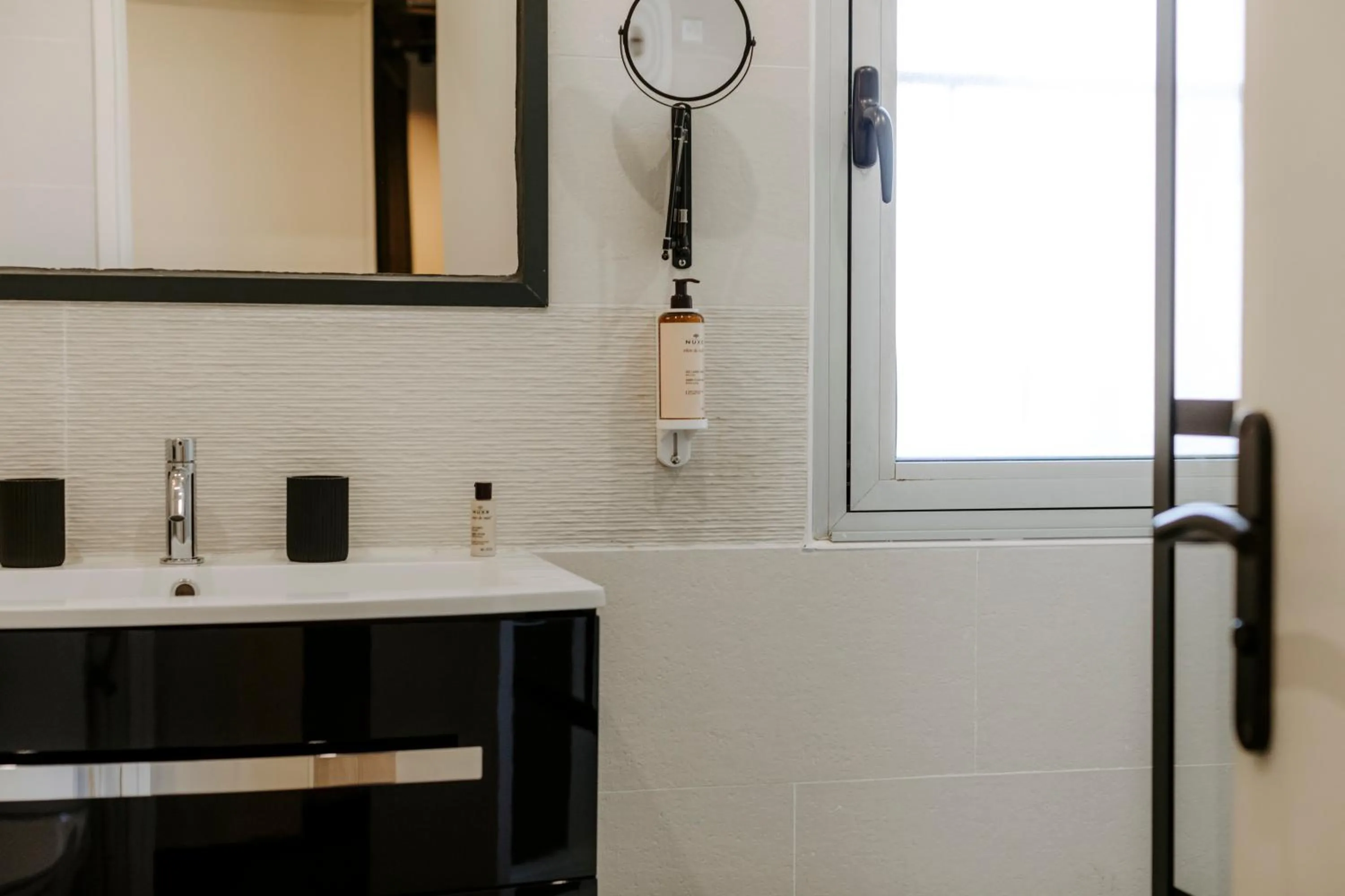 Bathroom in Soko Hotels-Pont du Gard
