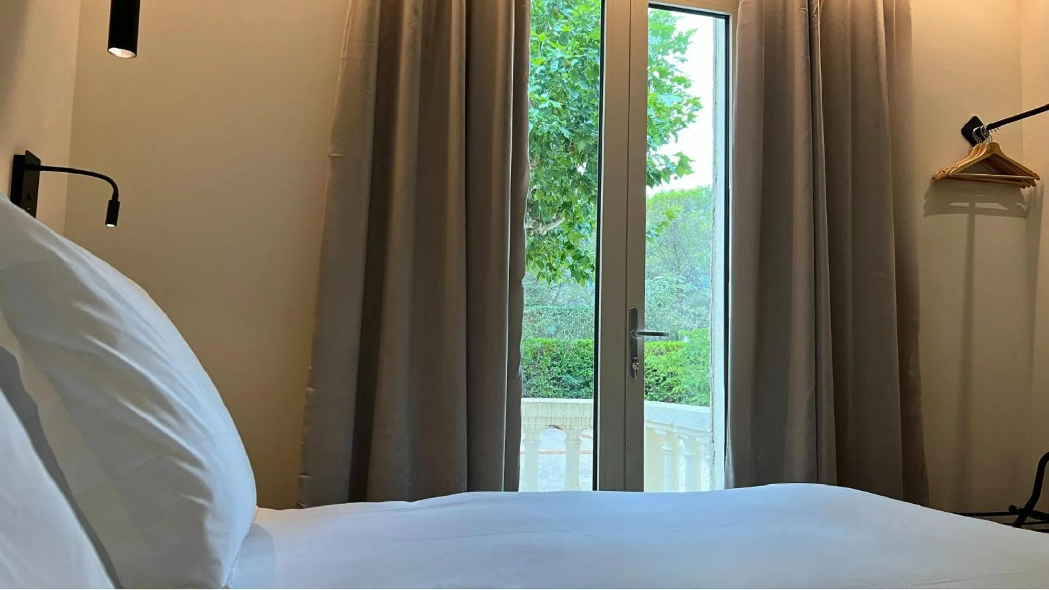 Bed in Soko Hotels-Pont du Gard