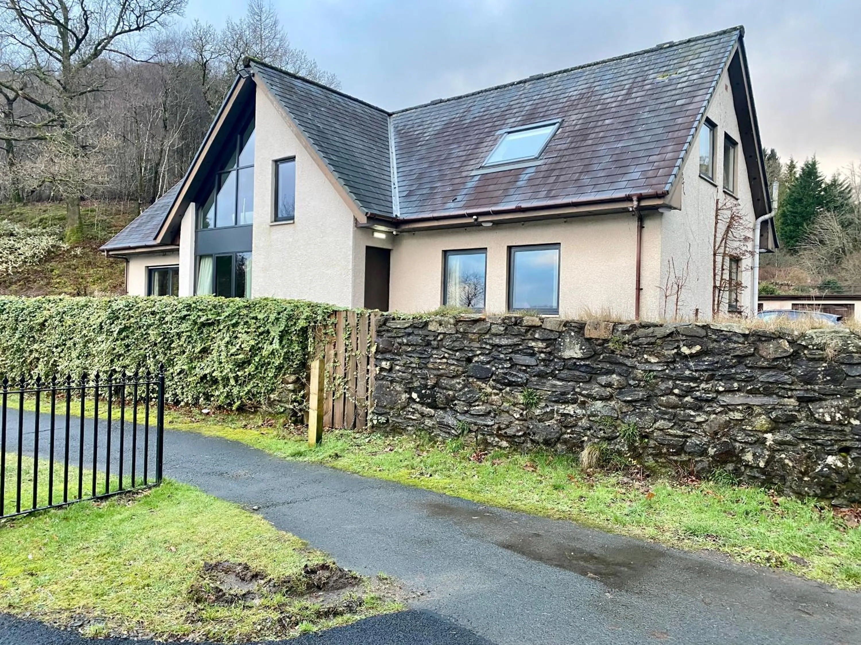 Property building in The Beach House Loch Lomond