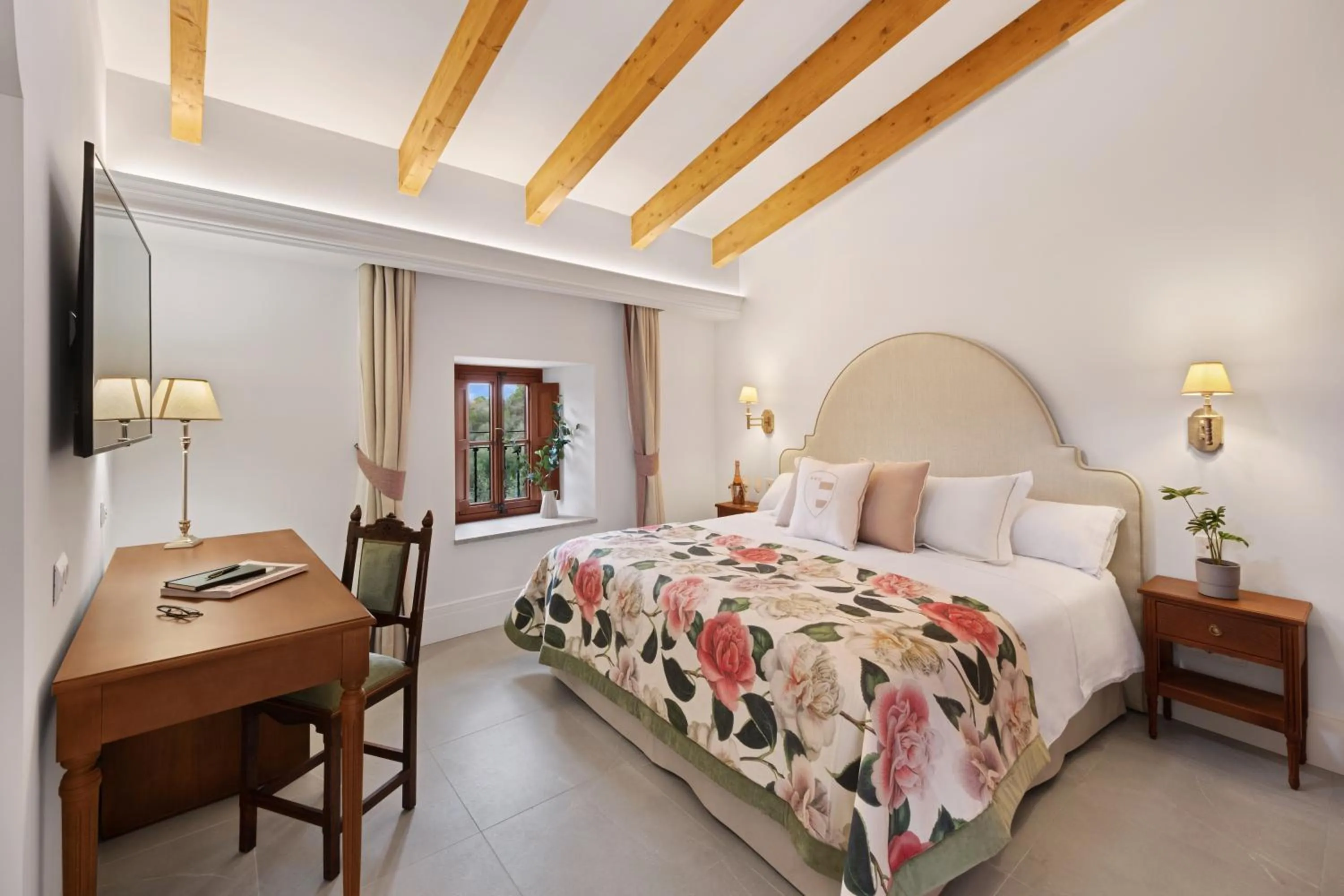 Bed in Finca Sa Bastida Luxury Retreat & Spa Adults Only - Over 14
