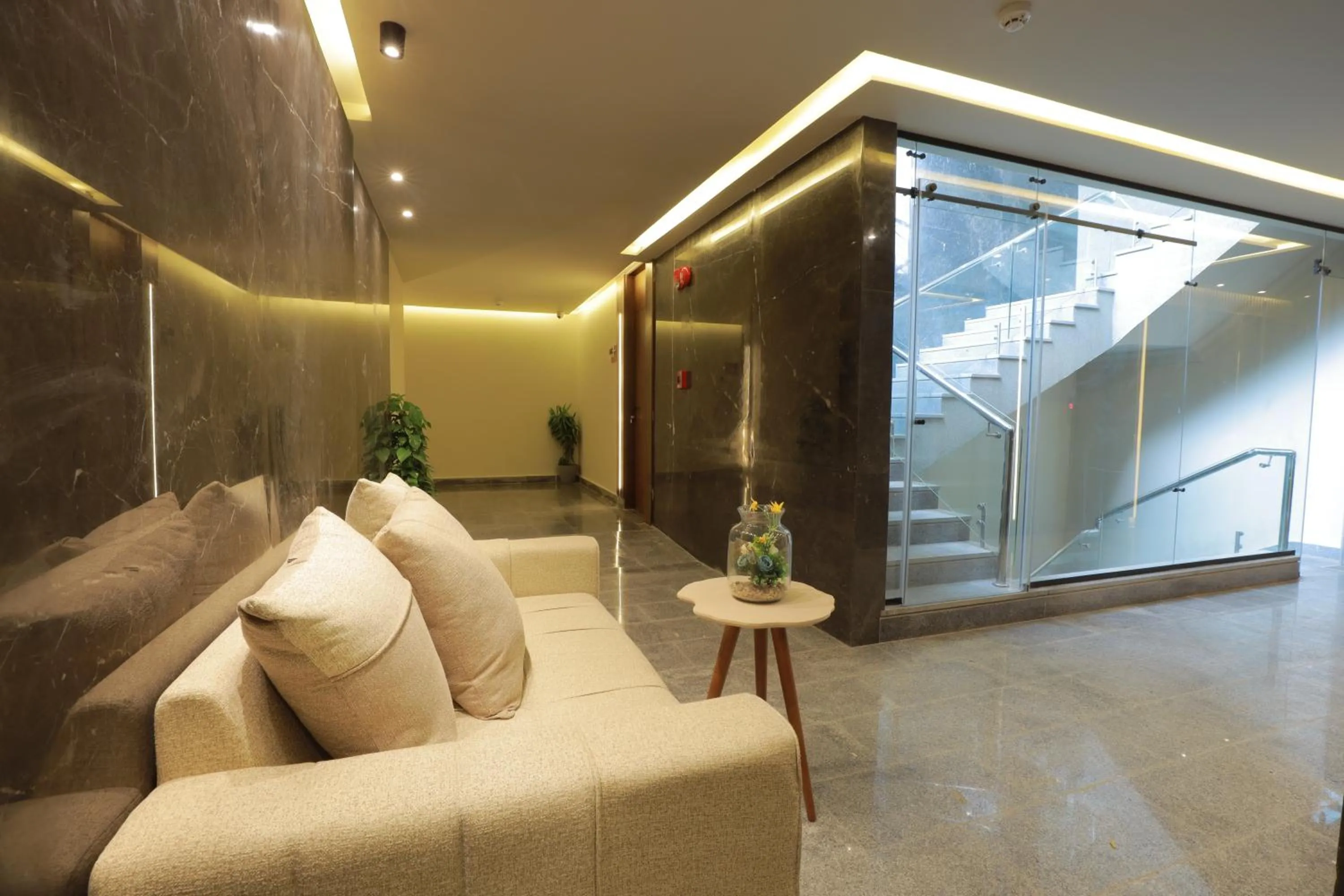 Seating area in Pyramid Front Hotel