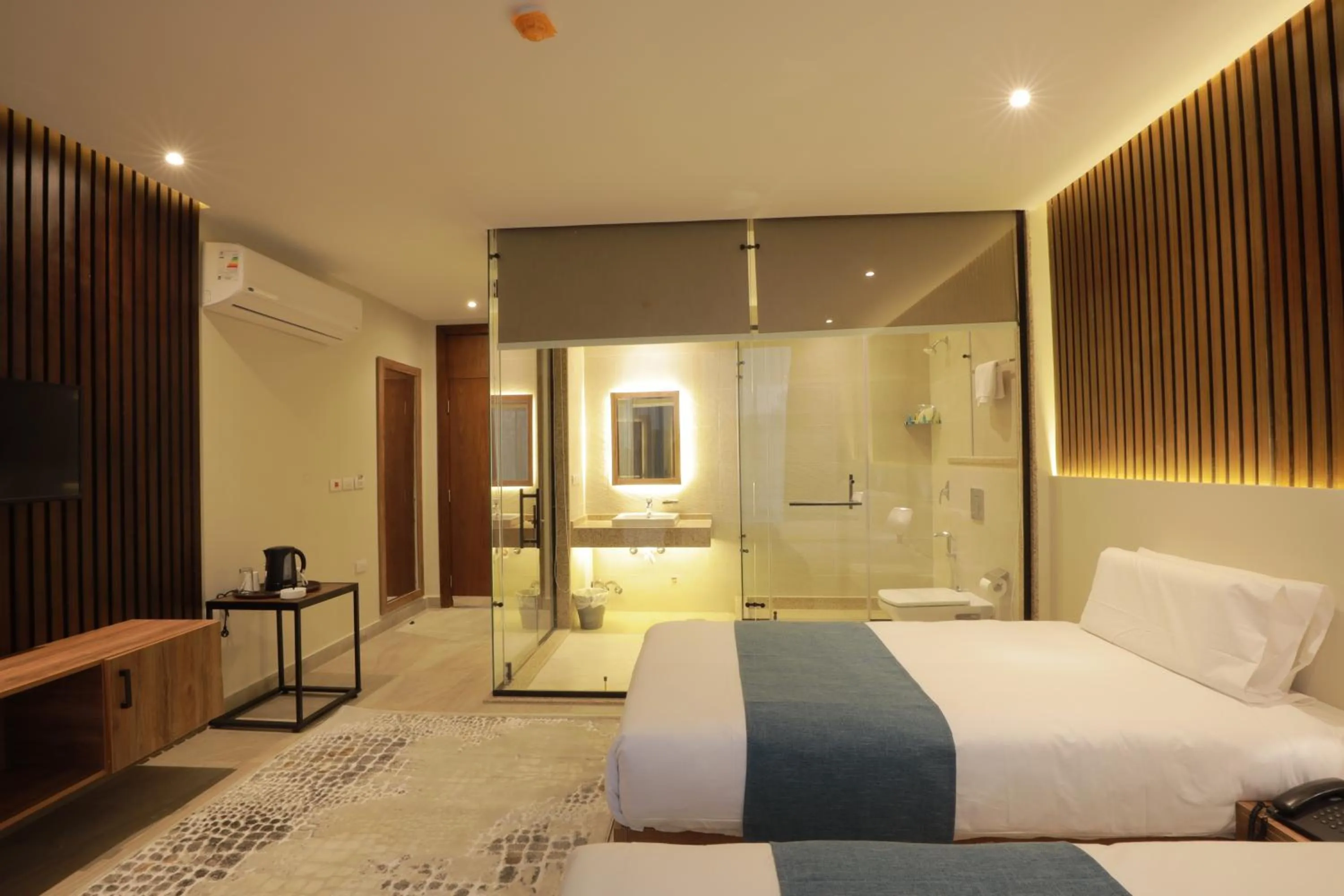 Bedroom, Bed in Pyramid Front Hotel