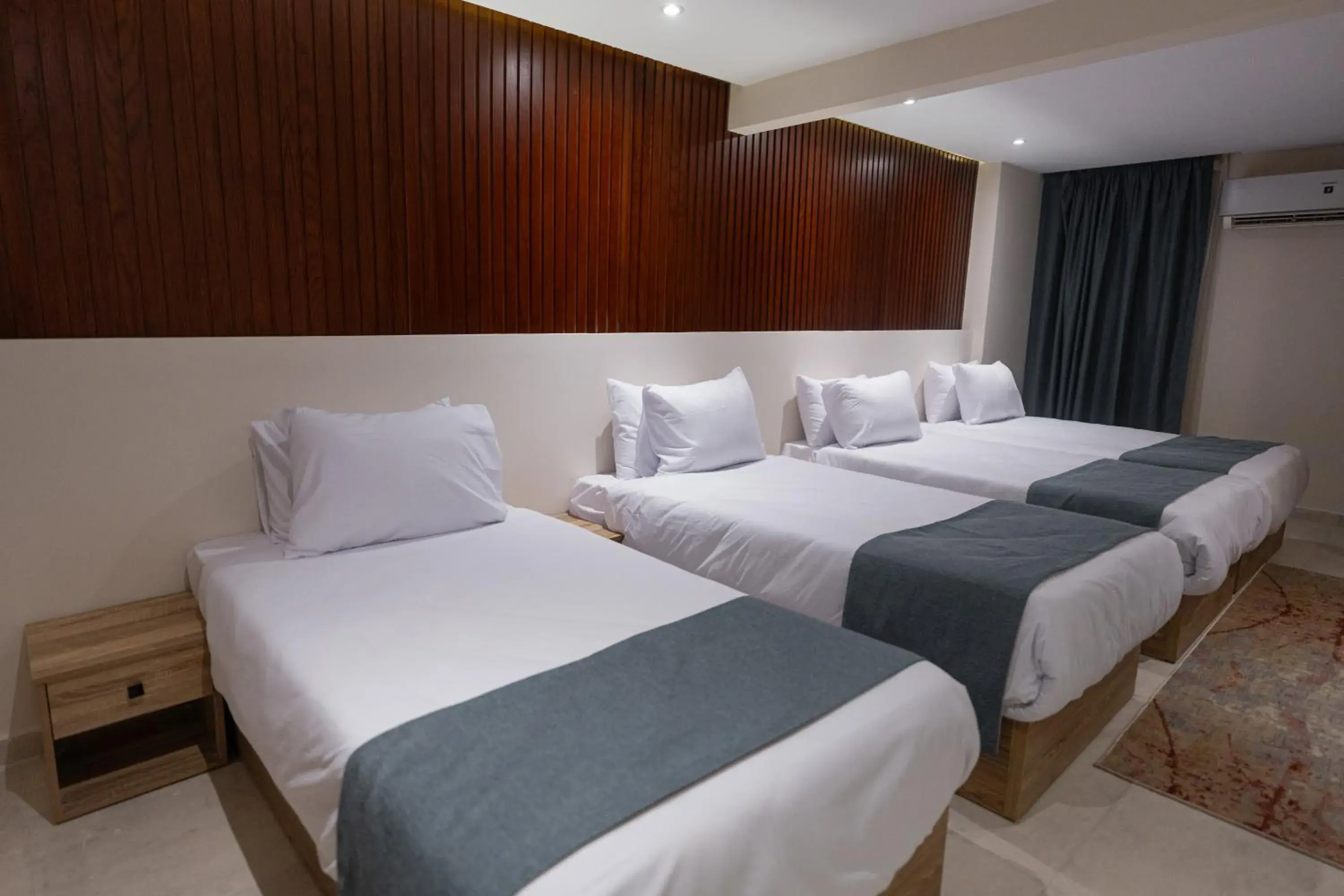 Standard Quadruple Room in Pyramid Front Hotel Standard Quadruple Room in Pyramid Front Hotel