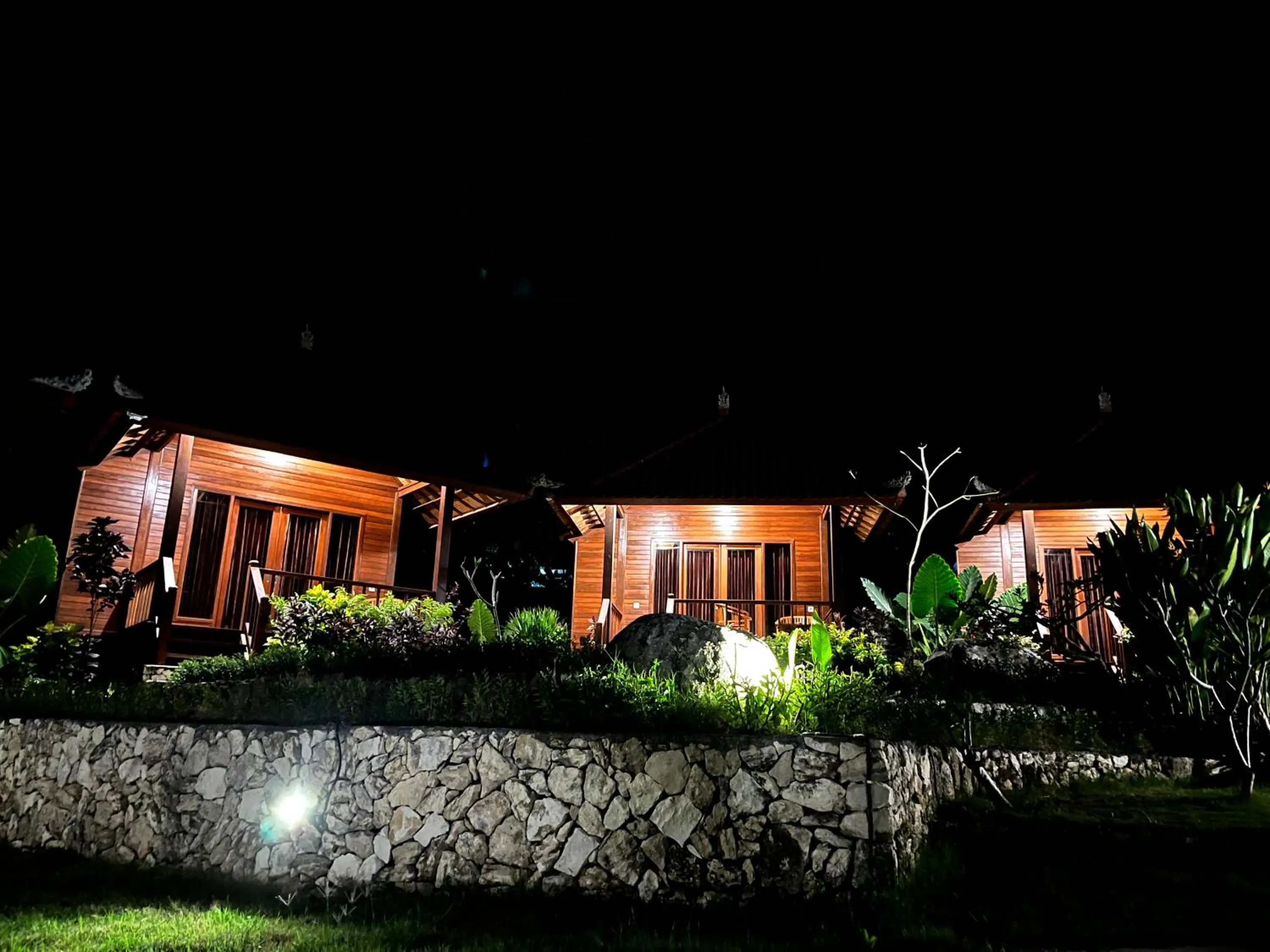 Sunset Hill Lembongan