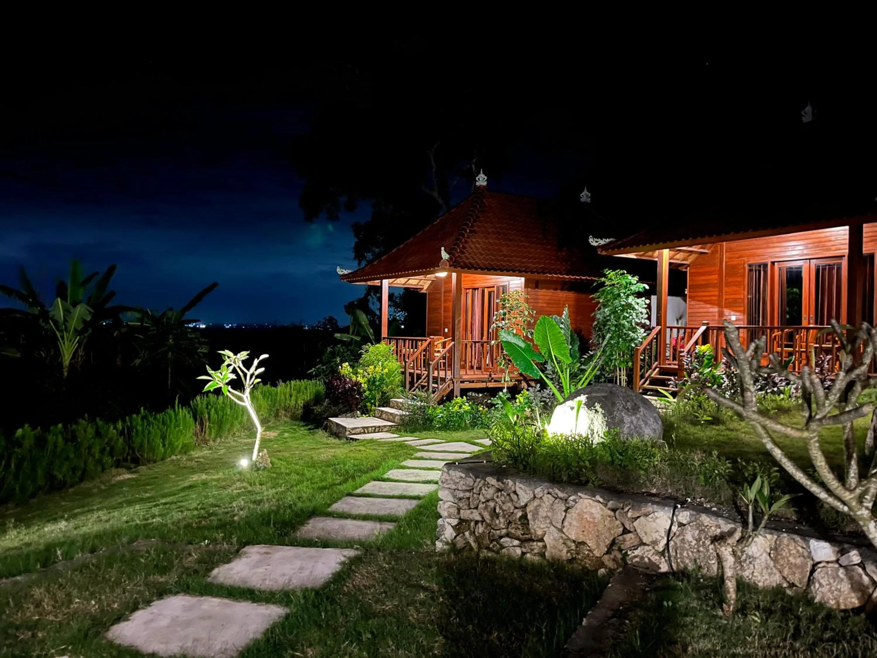 Sunset Hill Lembongan