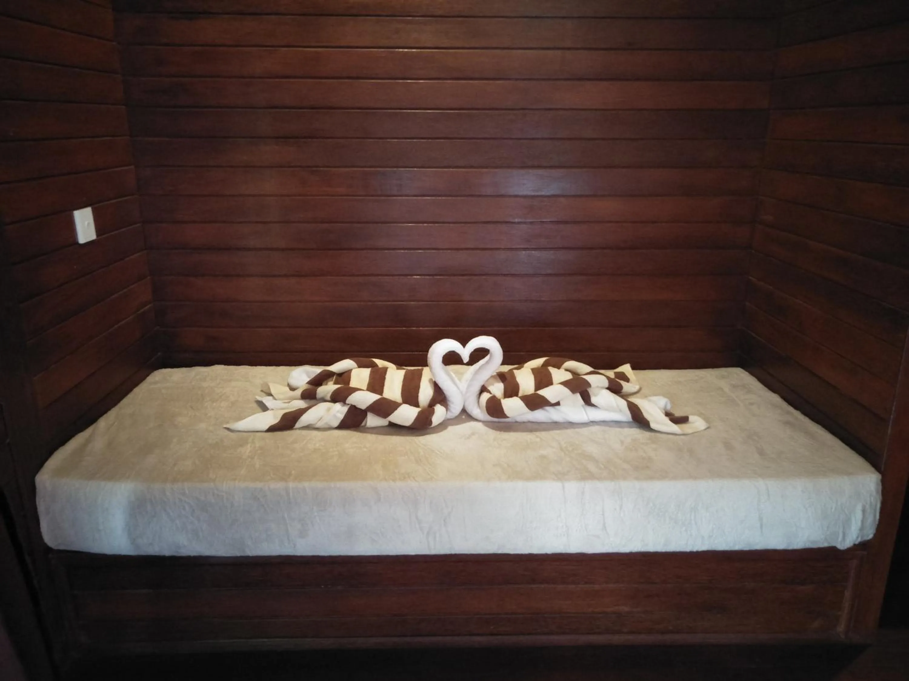 Property building, Bed in Sunset Hill Lembongan