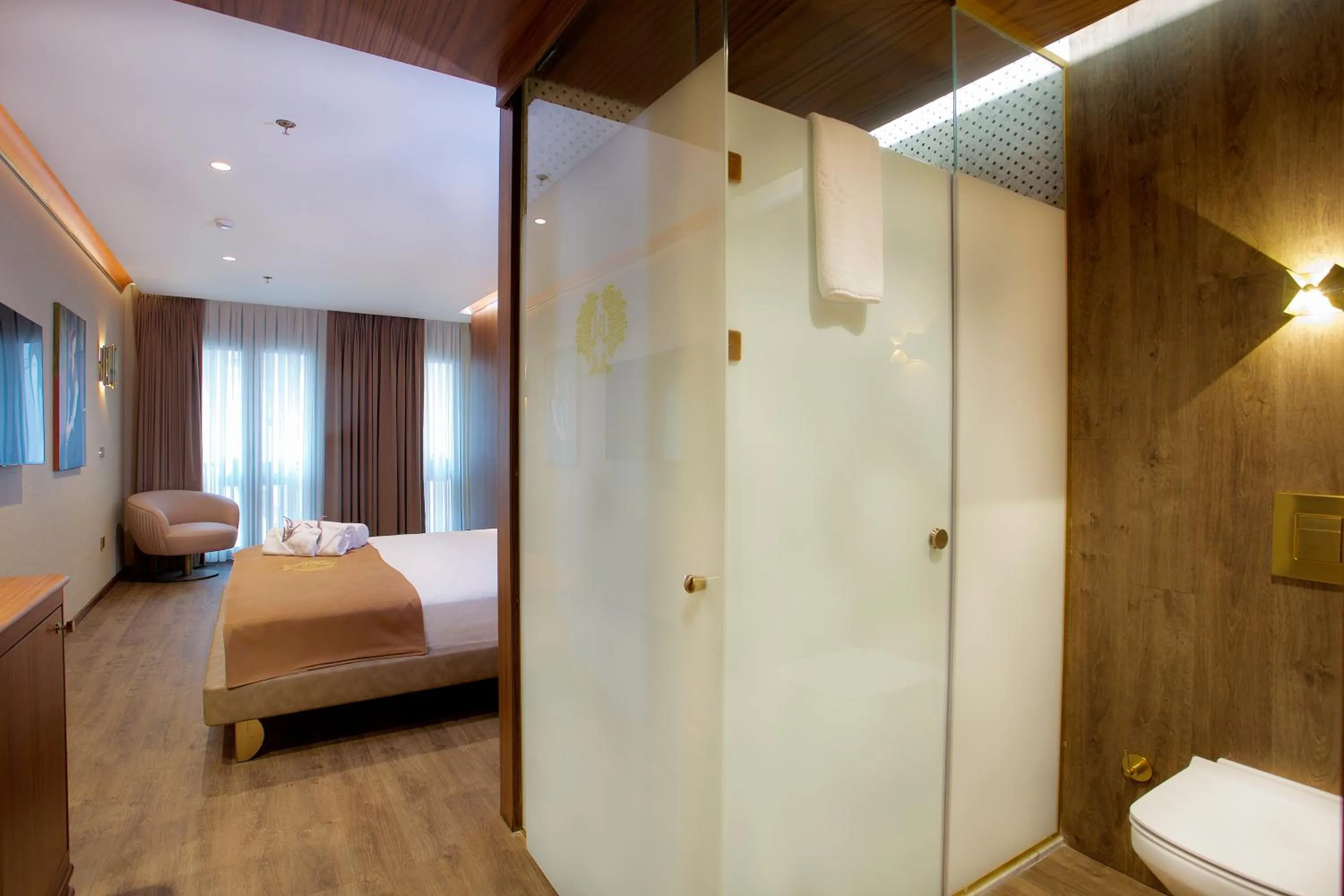 Bed in Kate Hotel Special Class & SPA