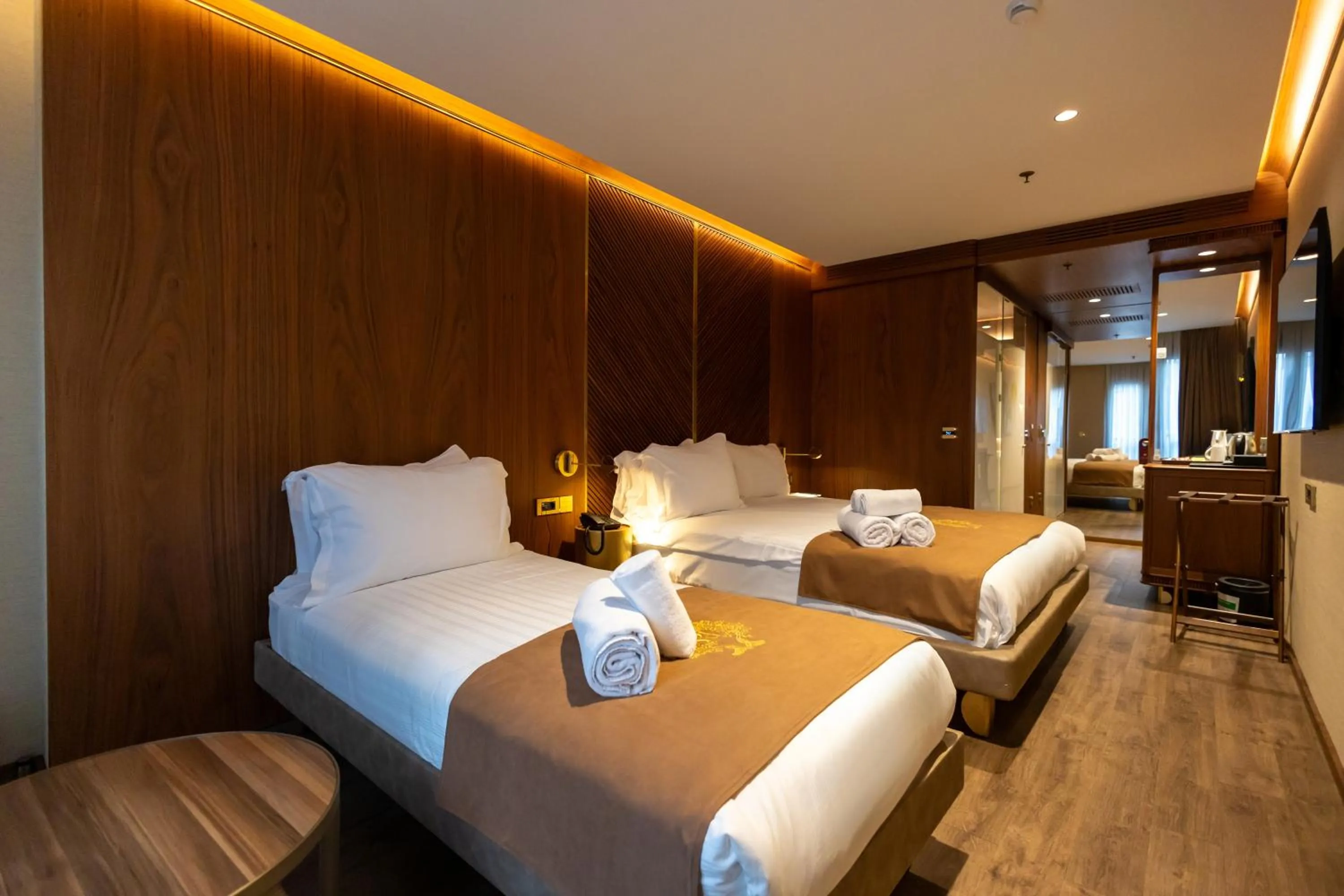 Photo of the whole room, Bed in Kate Hotel Special Class & SPA