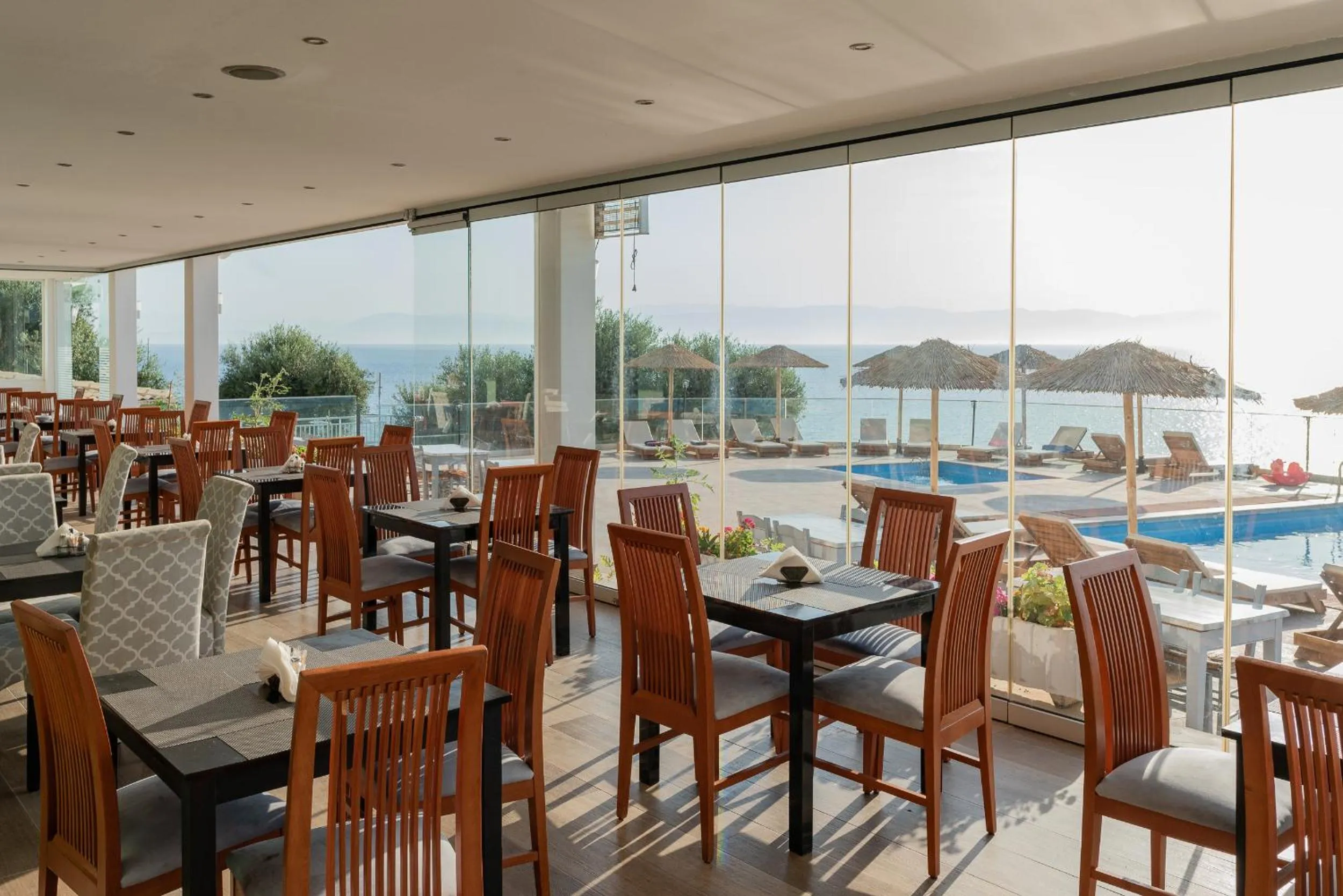 Restaurant/places to eat in Alyssium