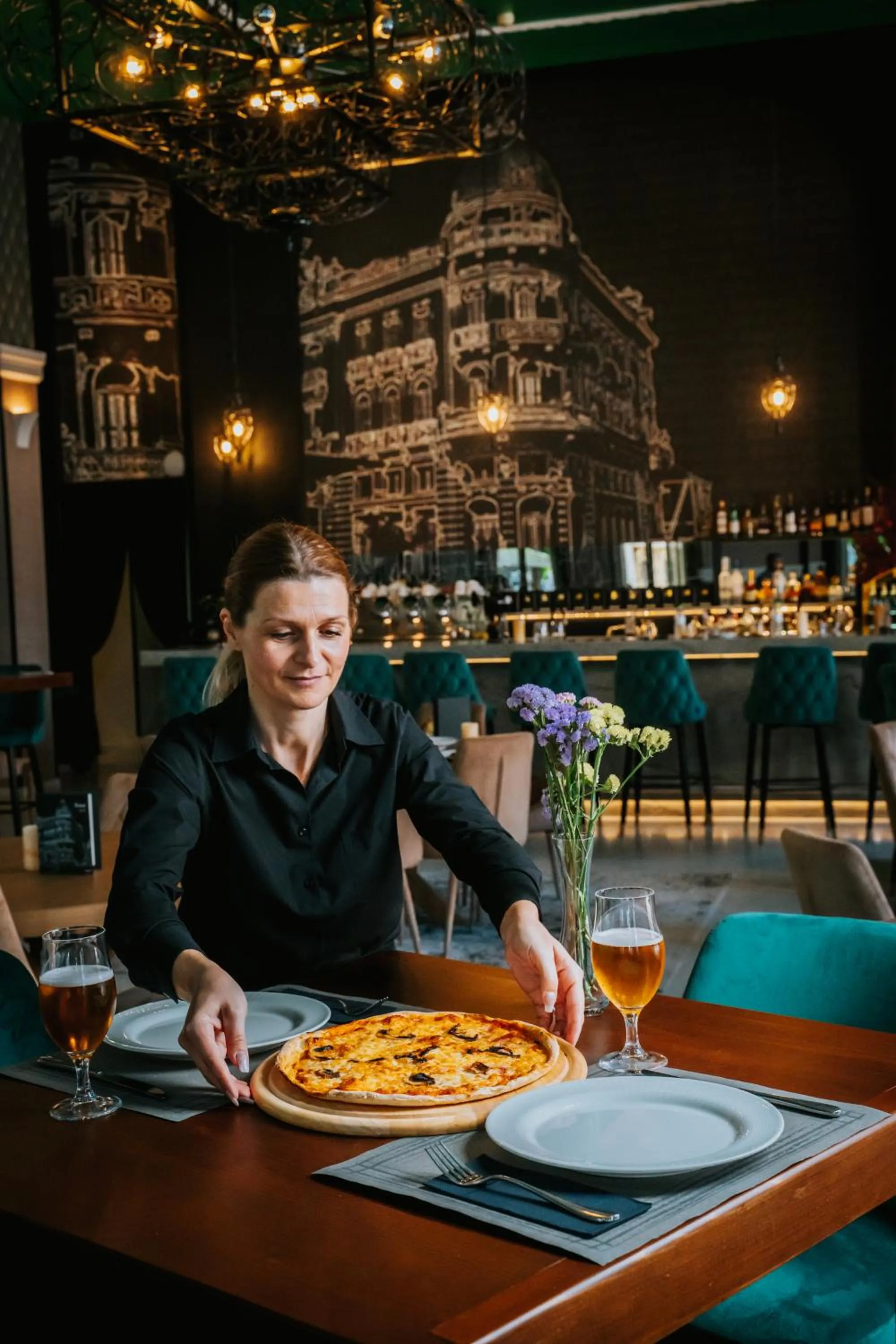 Restaurant/places to eat in Arni Hotel Domotel