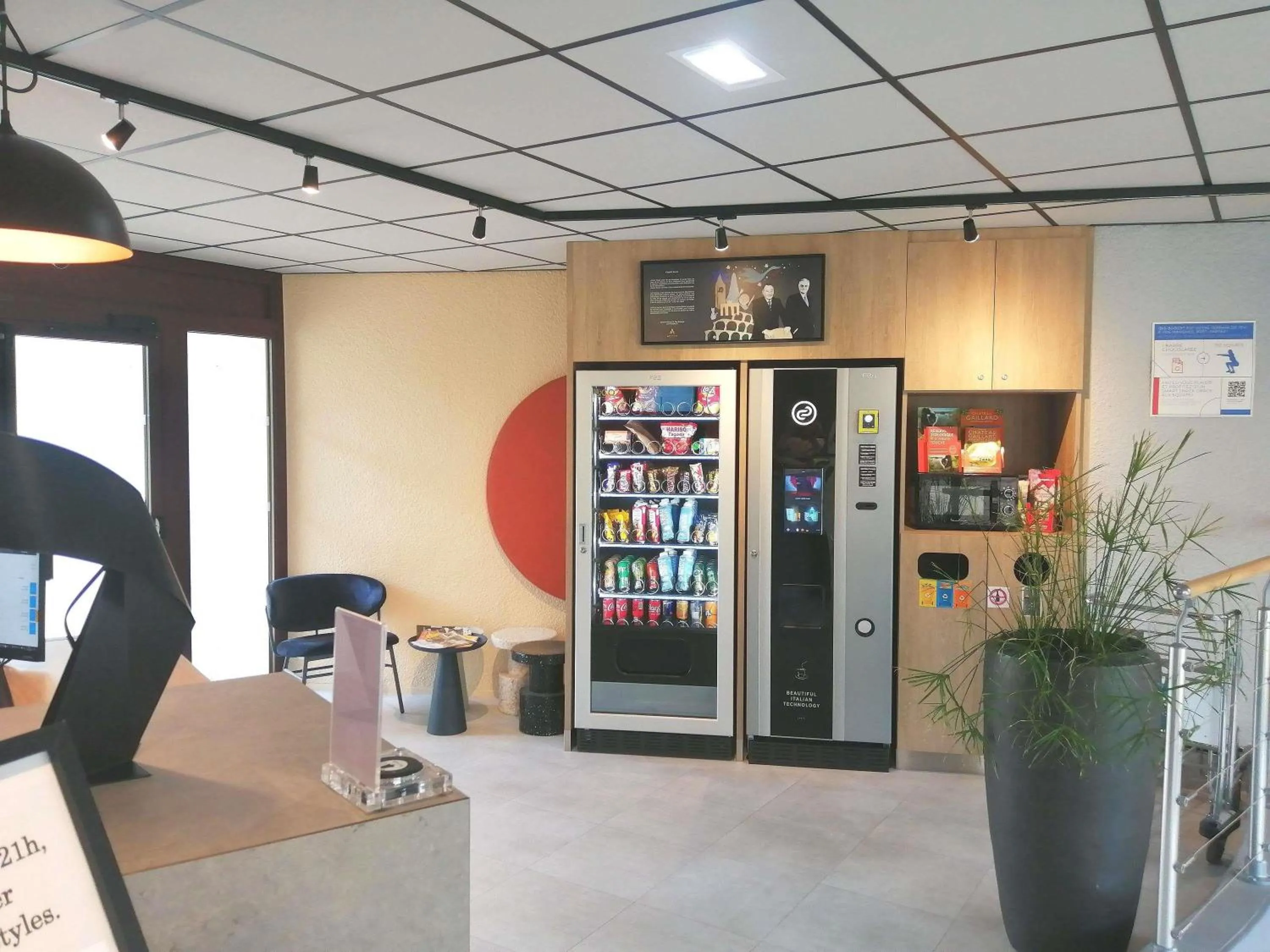 Property building in ibis budget Tours Sud