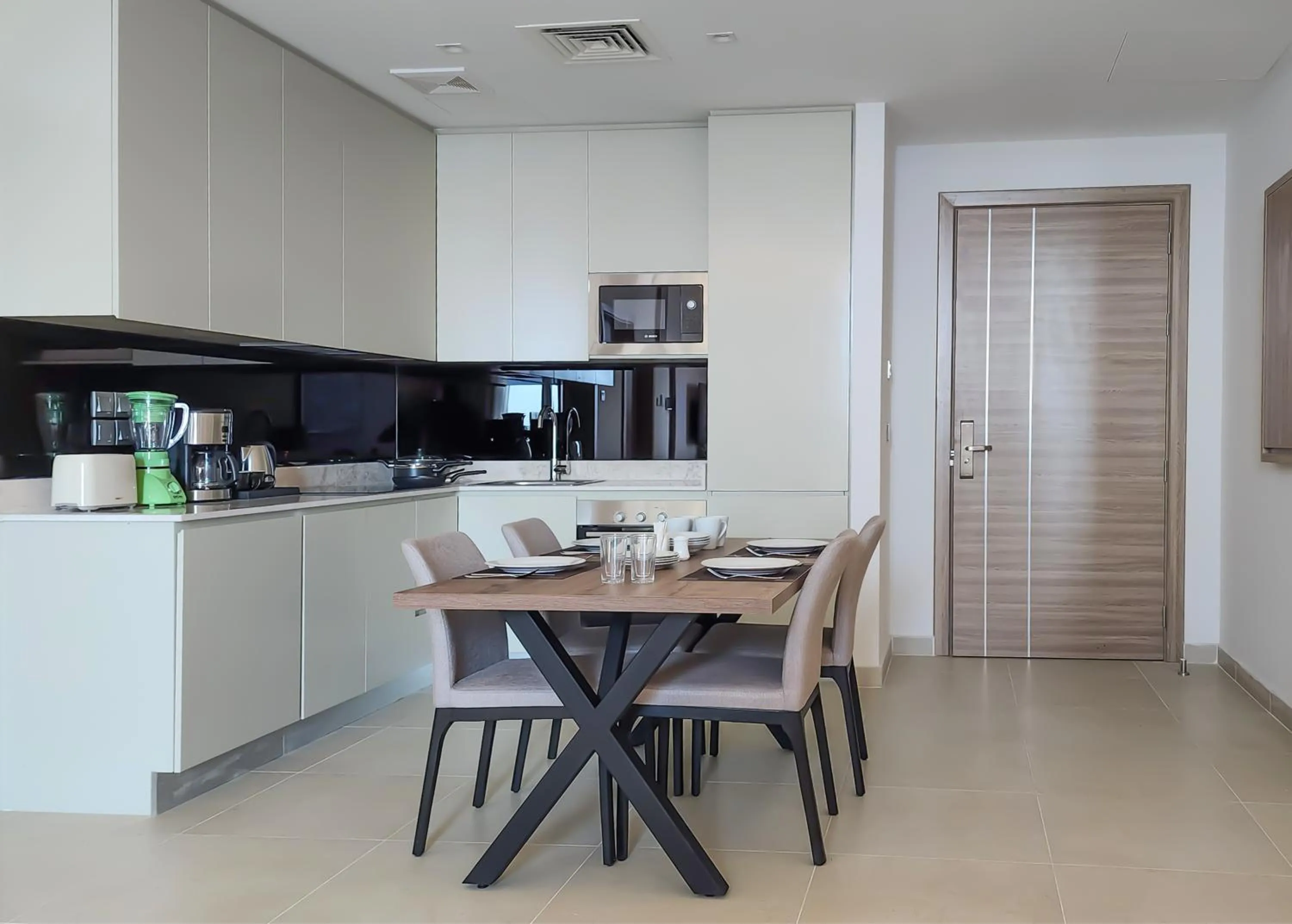 Kitchen or kitchenette in Farhan Tower