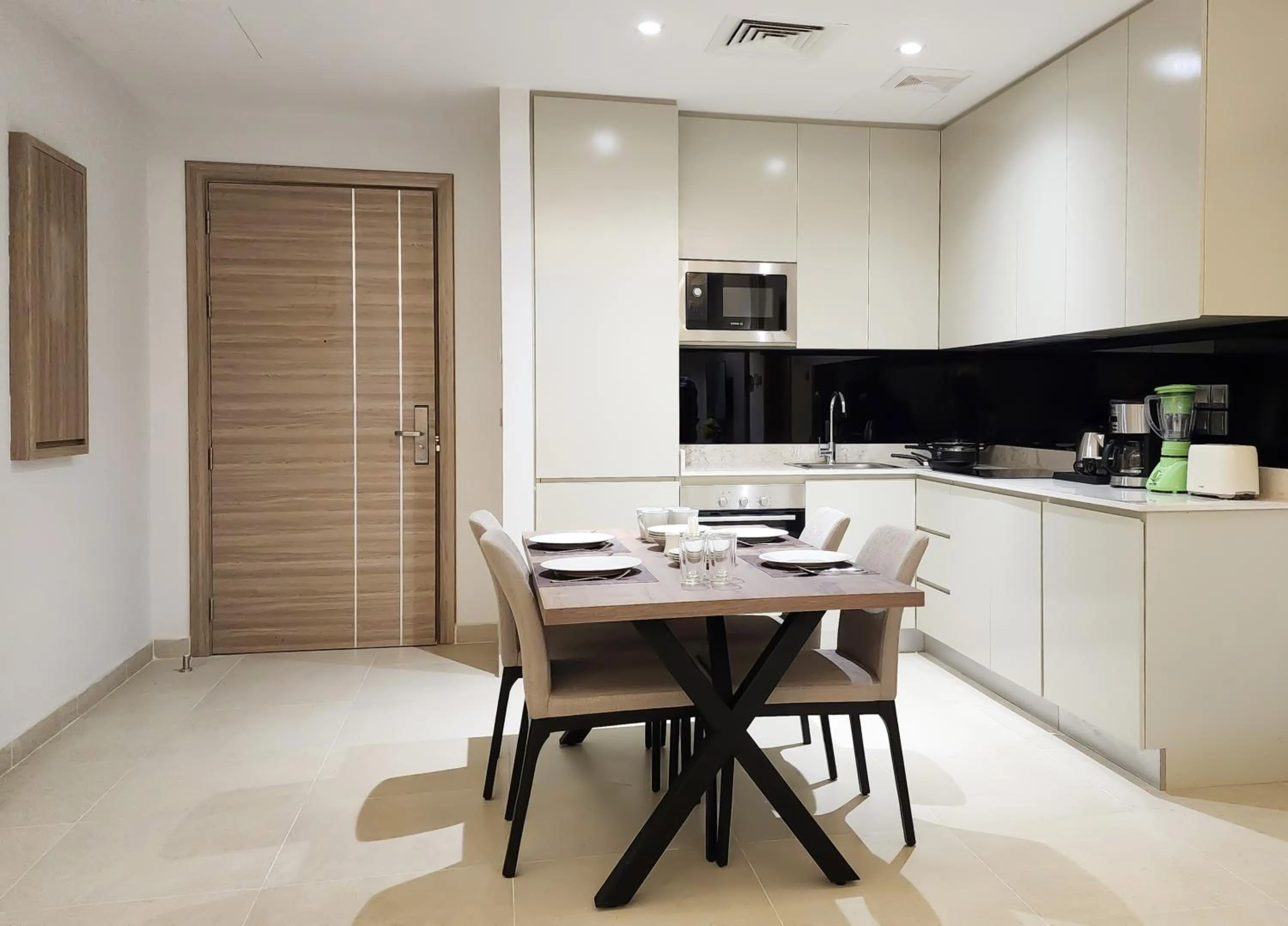 Kitchen or kitchenette in Farhan Tower
