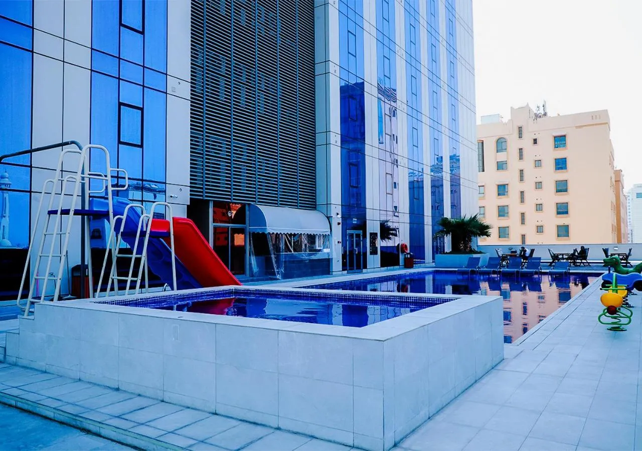 Swimming pool in Farhan Tower