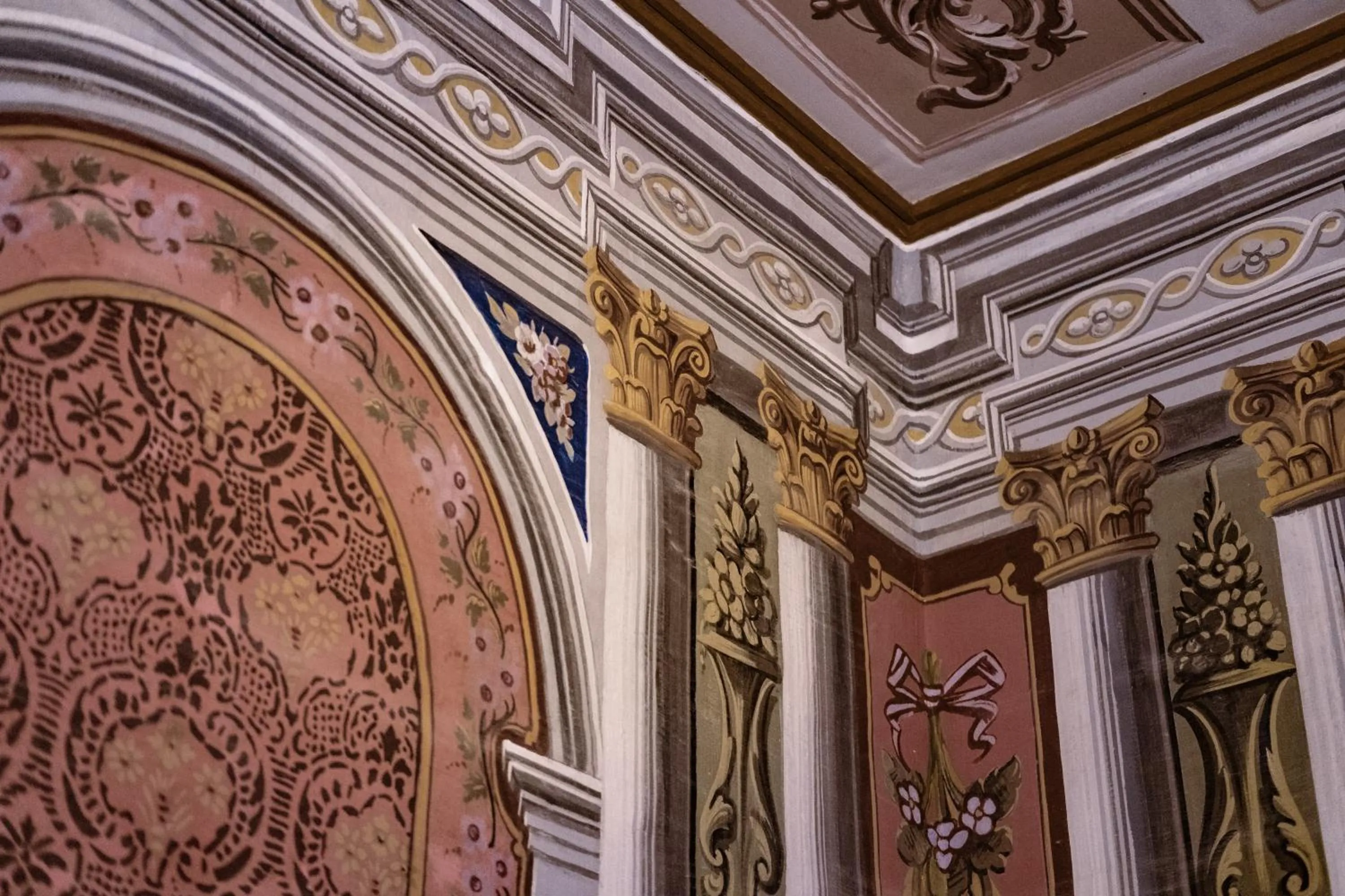 Decorative detail in Palazzo Castagna Boutique Hotel