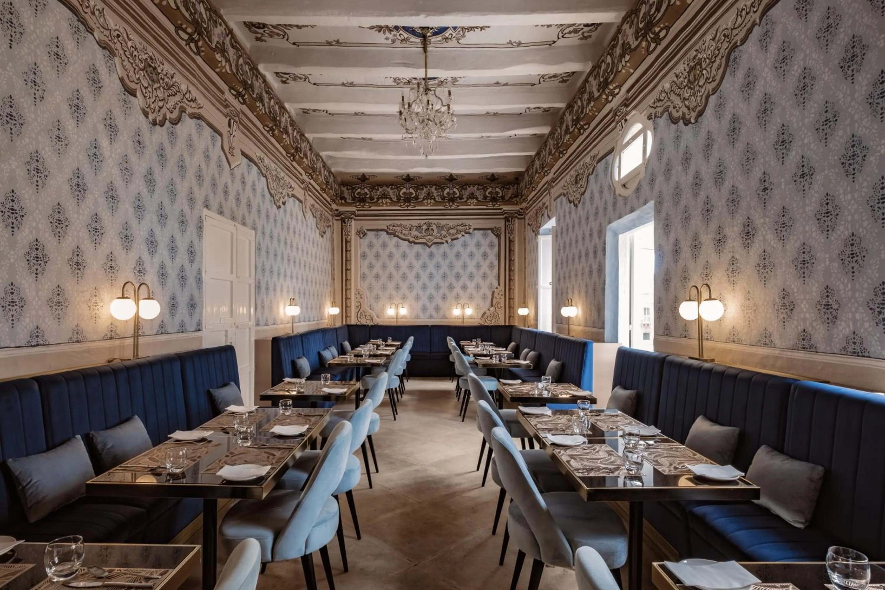 Restaurant/places to eat in Palazzo Castagna Boutique Hotel