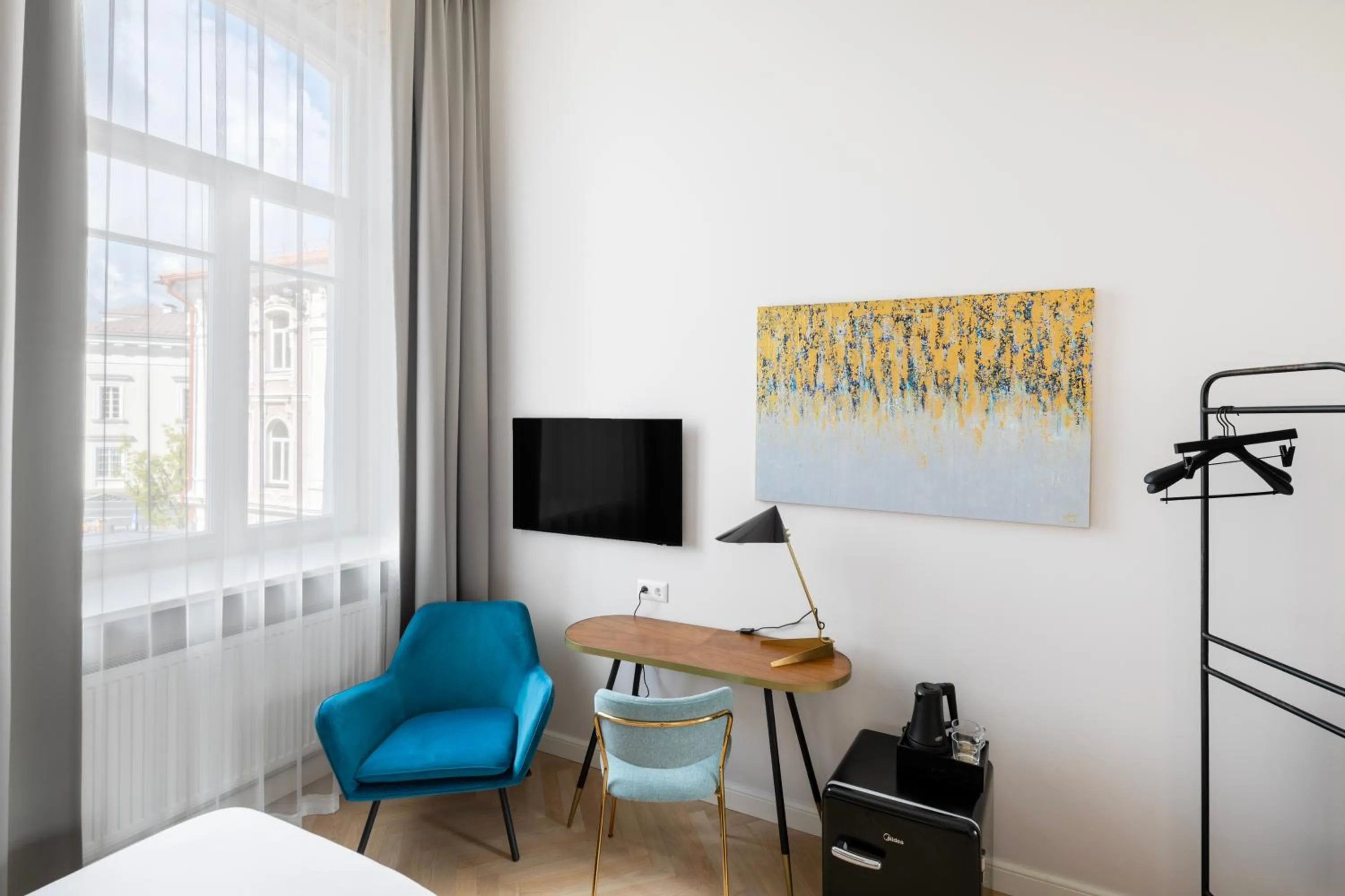 TV and multimedia in GRAND CROWN