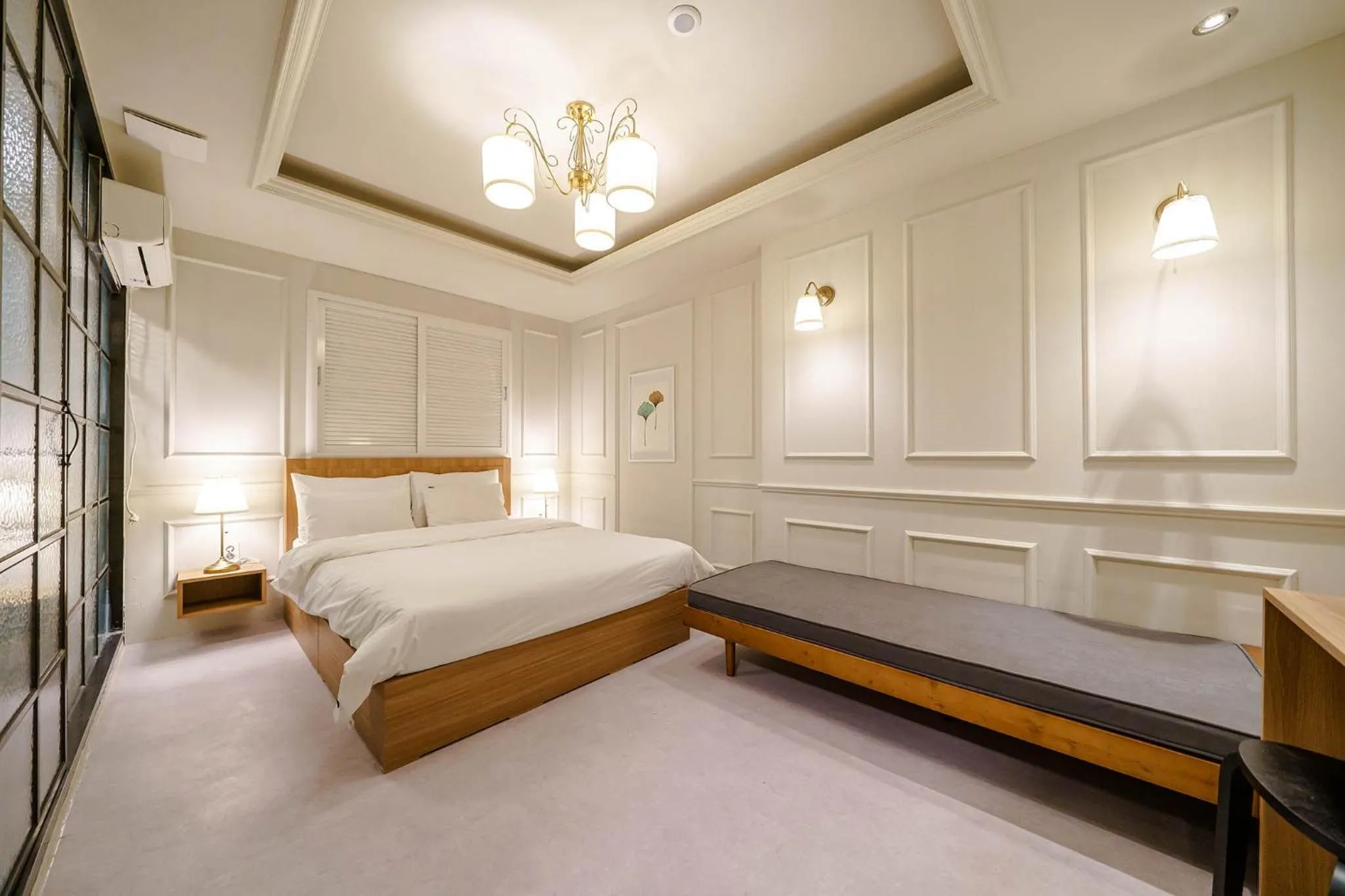 Bedroom, Bed in Hotel Less Seoul