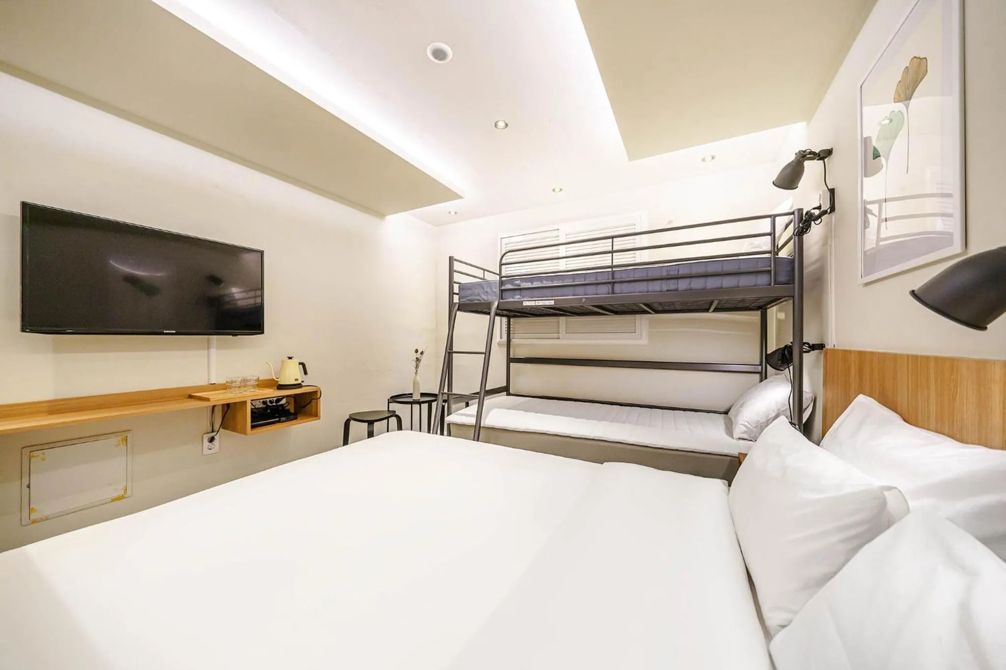 Bedroom, Bed in Hotel Less Seoul