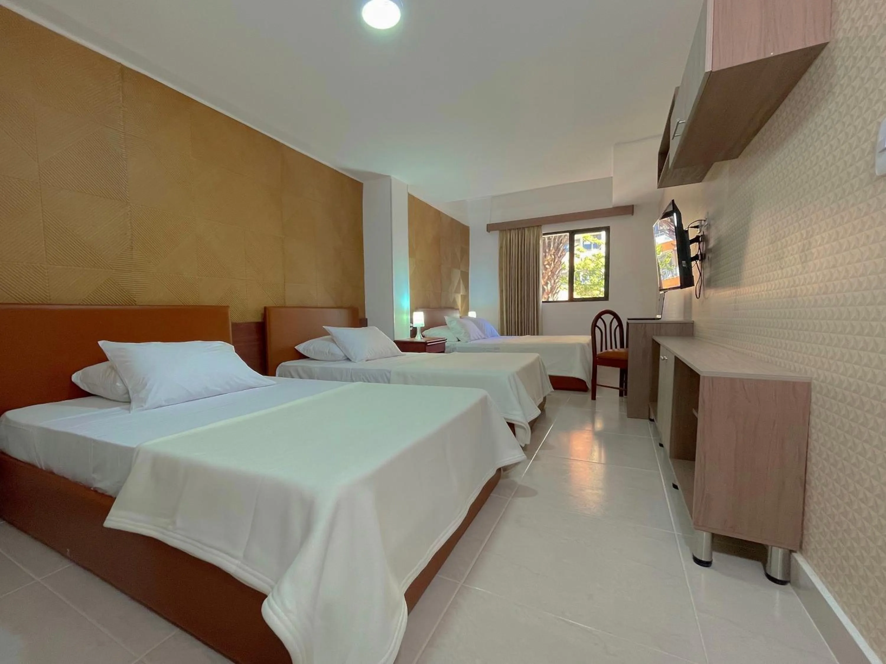 Bed in Hotel Prado 72 INN