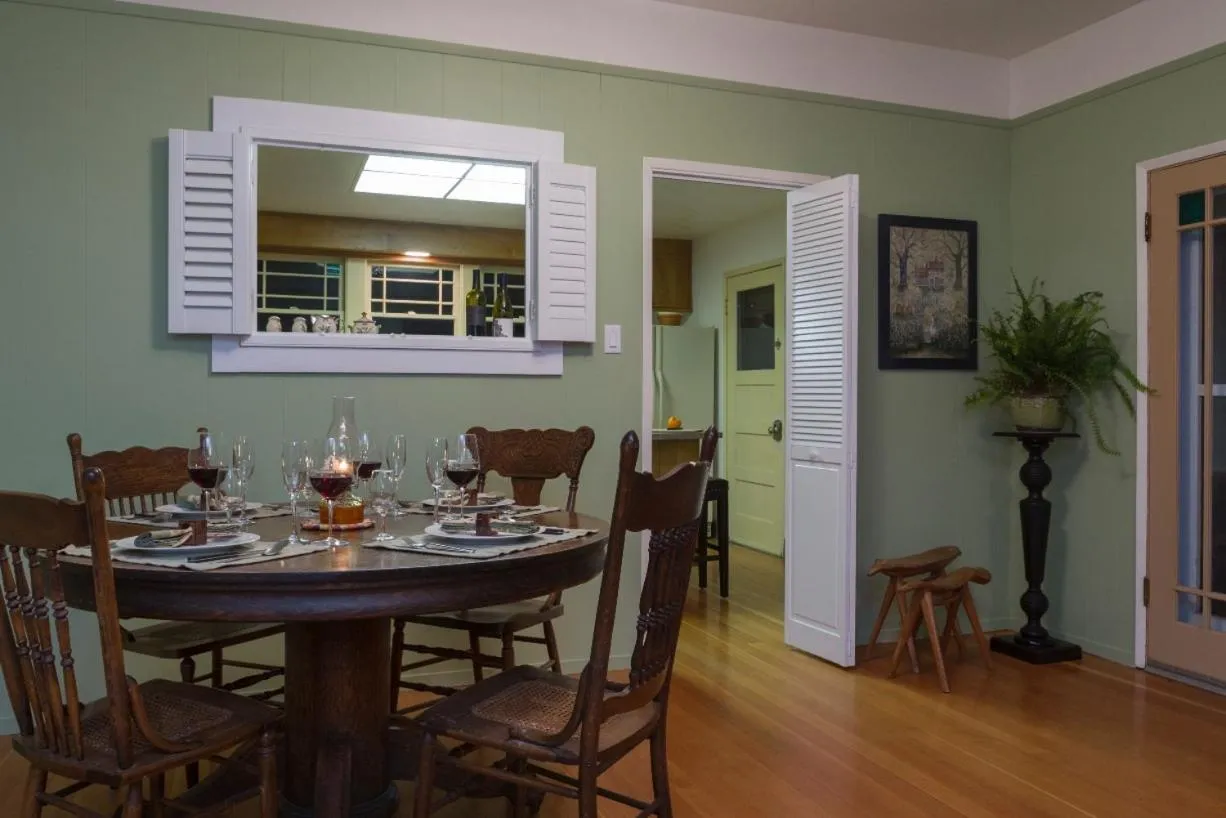 Bed and Barrel at Stonehouse Cellars