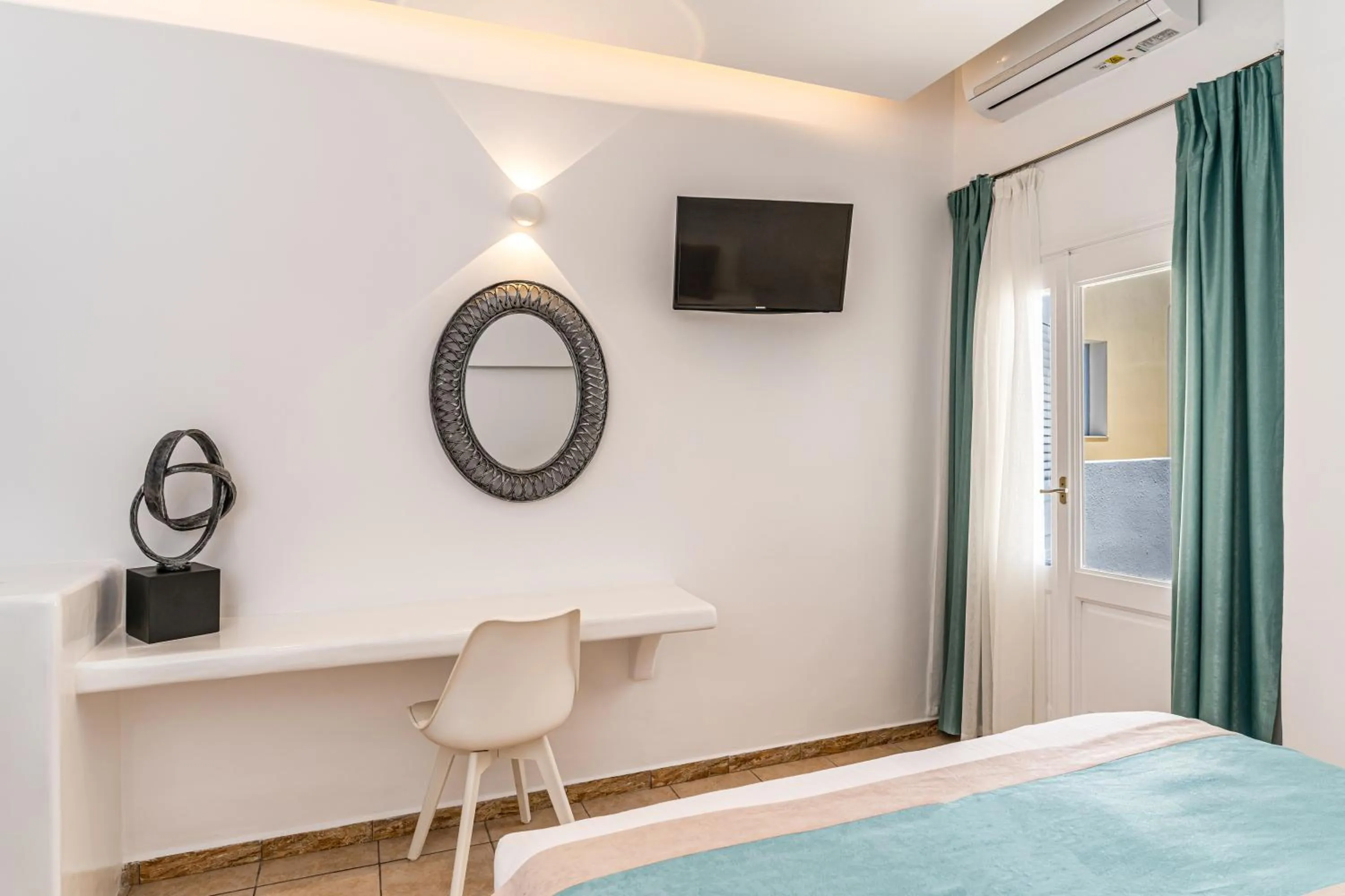 Bed in Kafieris View