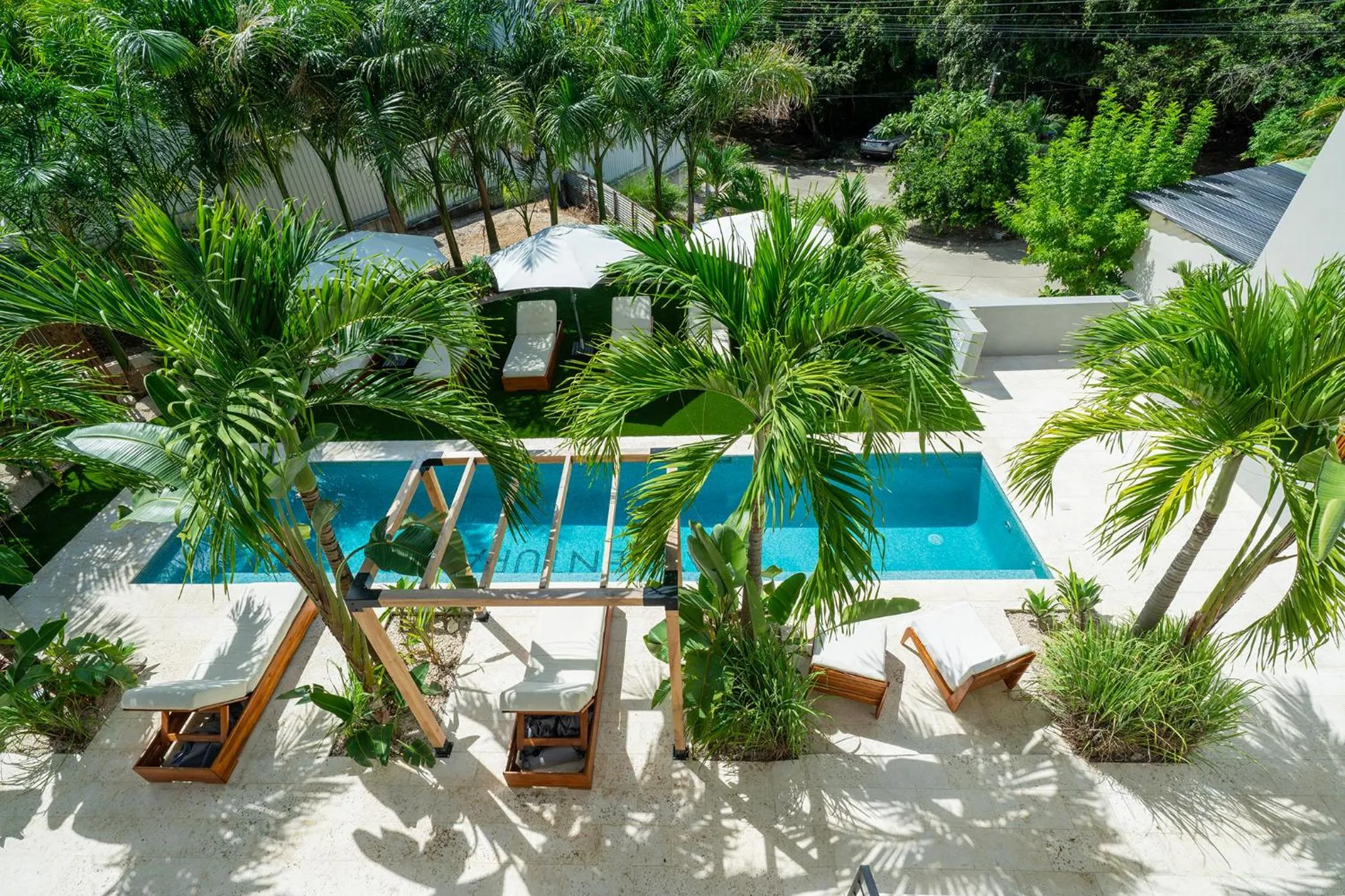 Garden in L'Avventura