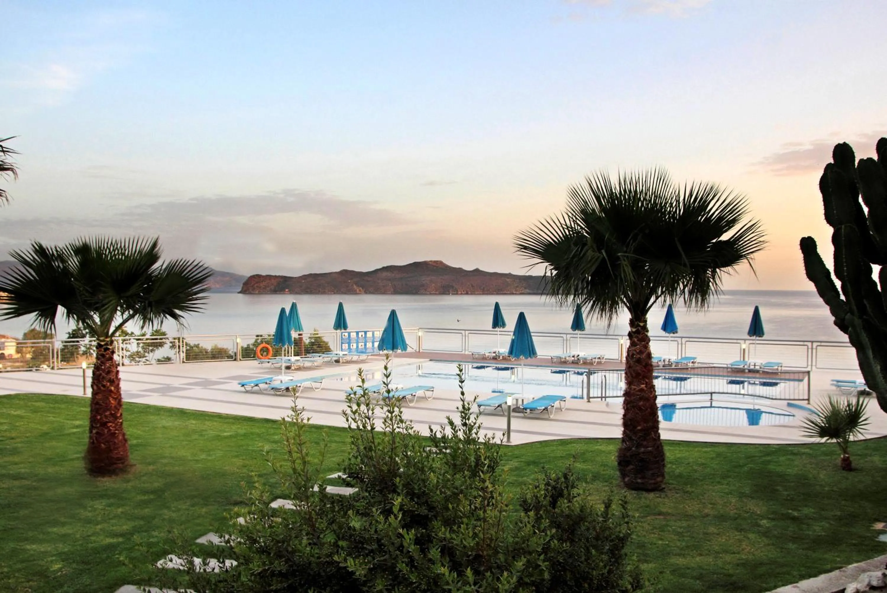 Pool view in Renieris Hotel